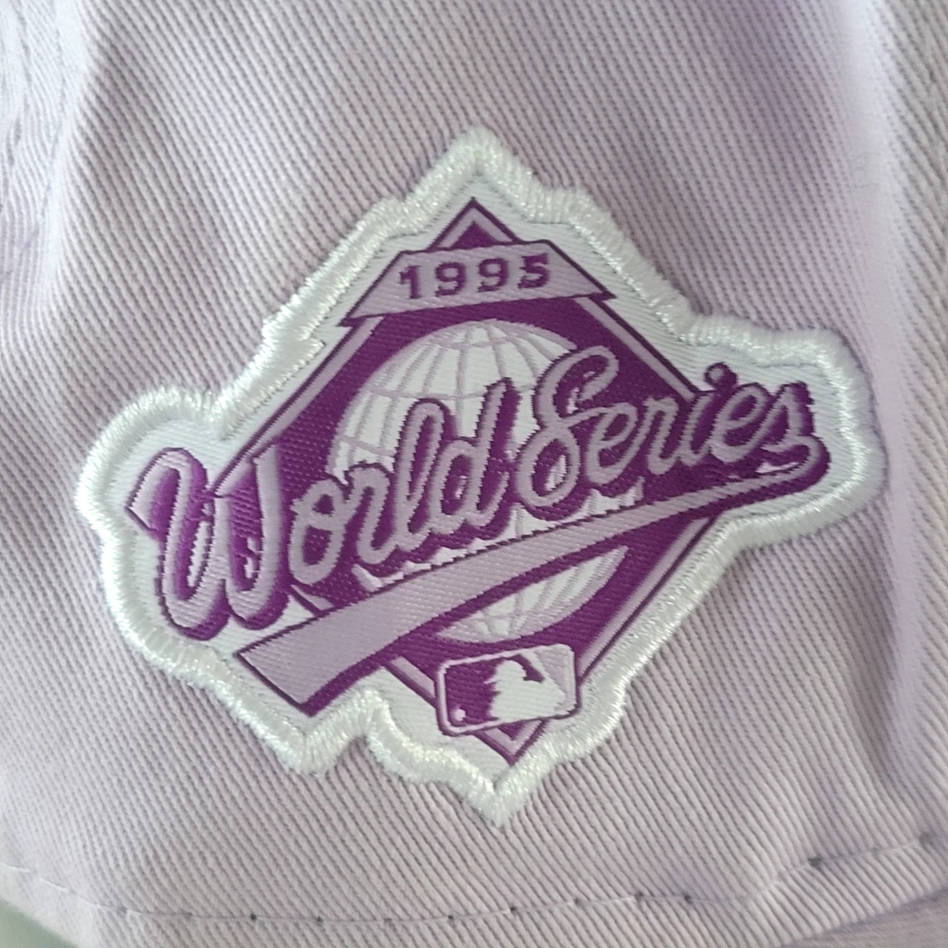 Atlanta Braves New Era 59FIFTY Lilac 1995 World Series Cap 7 3/8 (58.7cm) - USASTARFASHION