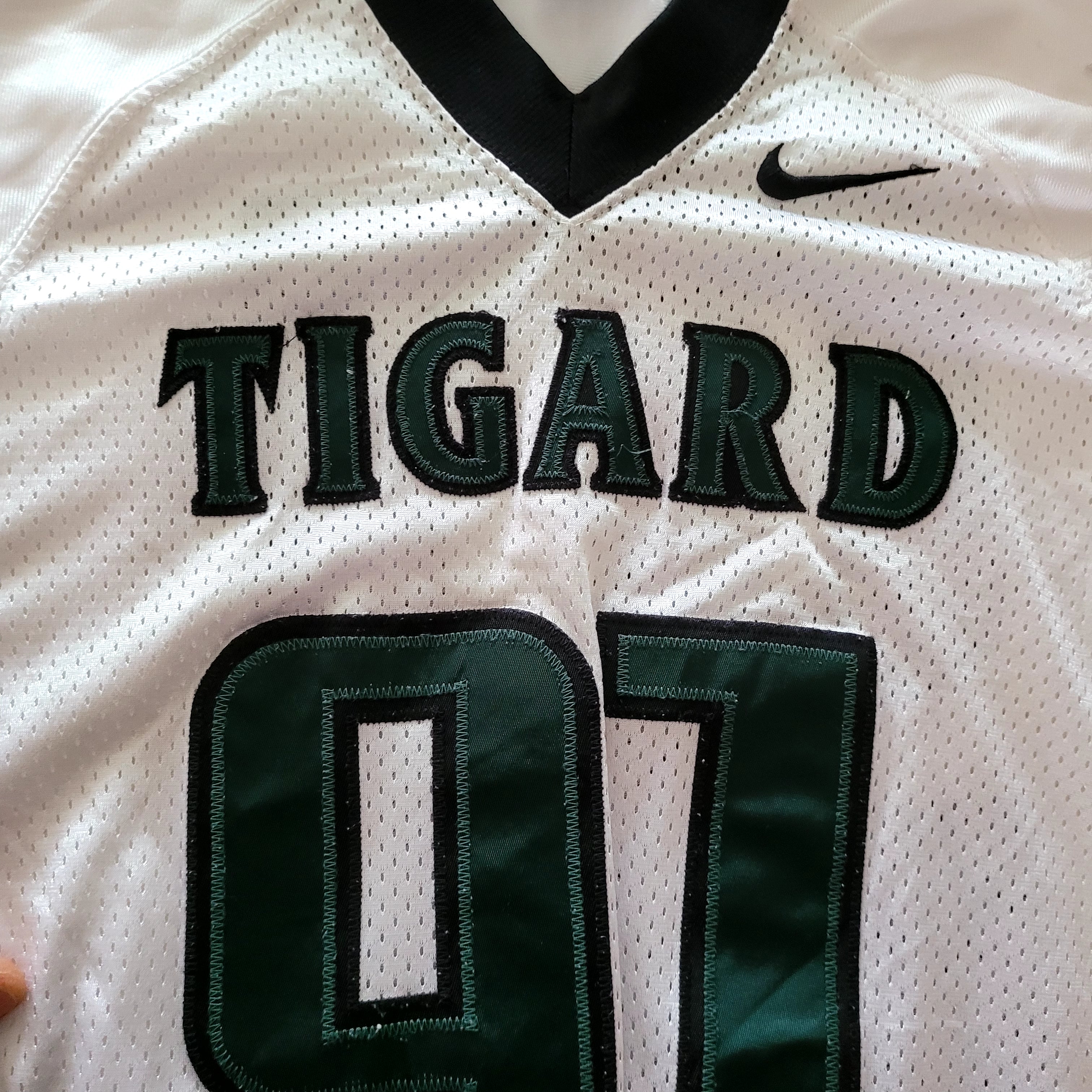 Nike Tigard High School #91 Simmons Football Jersey - Size L - USASTARFASHION