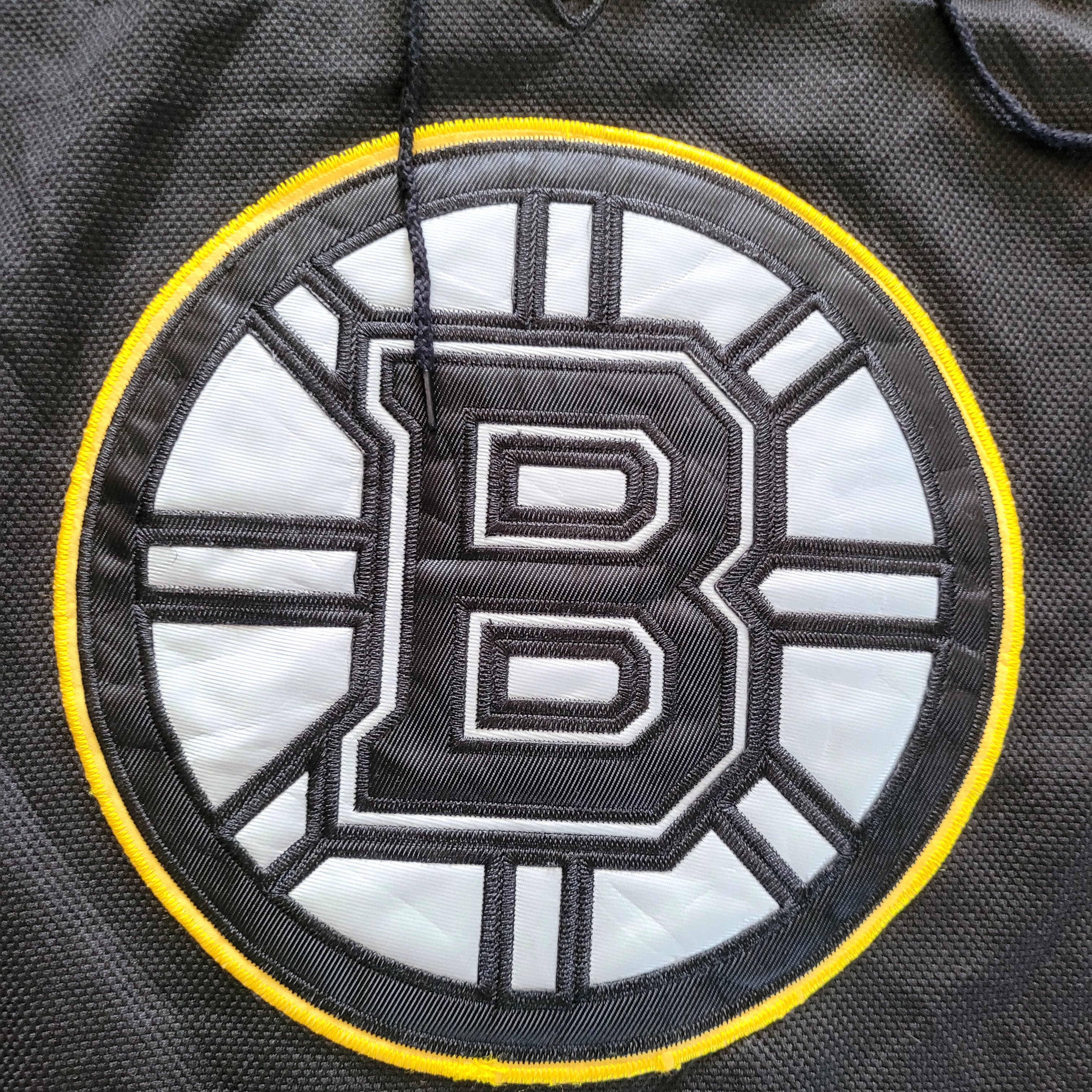 Reebok CCM Boston Bruins Milan Lucic #17 NHL Authentic Vintage Jersey - Size 50 - USASTARFASHION