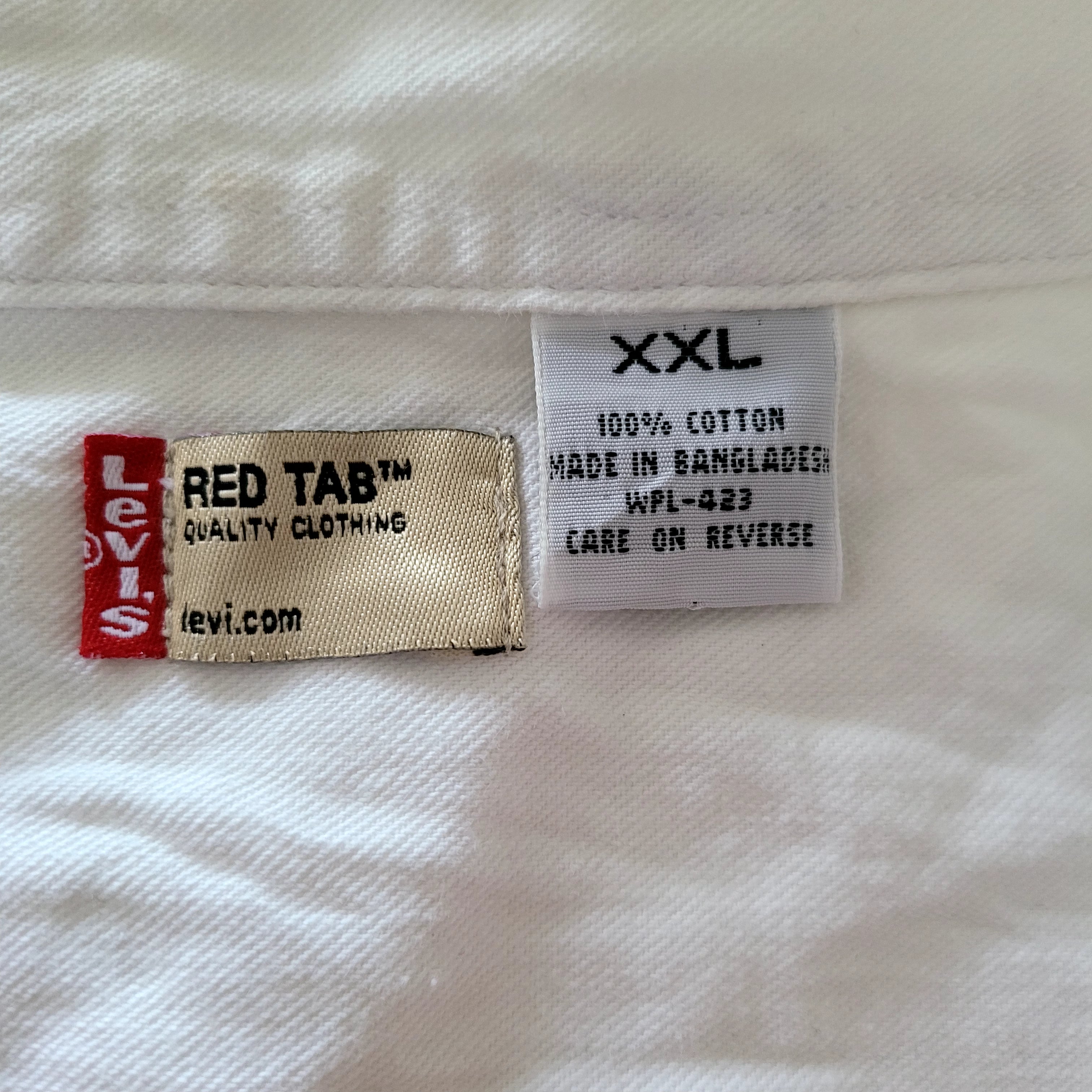 Vintage Levi’s White Denim Shirt – XXL, Red Tab, USA Style - USASTARFASHION