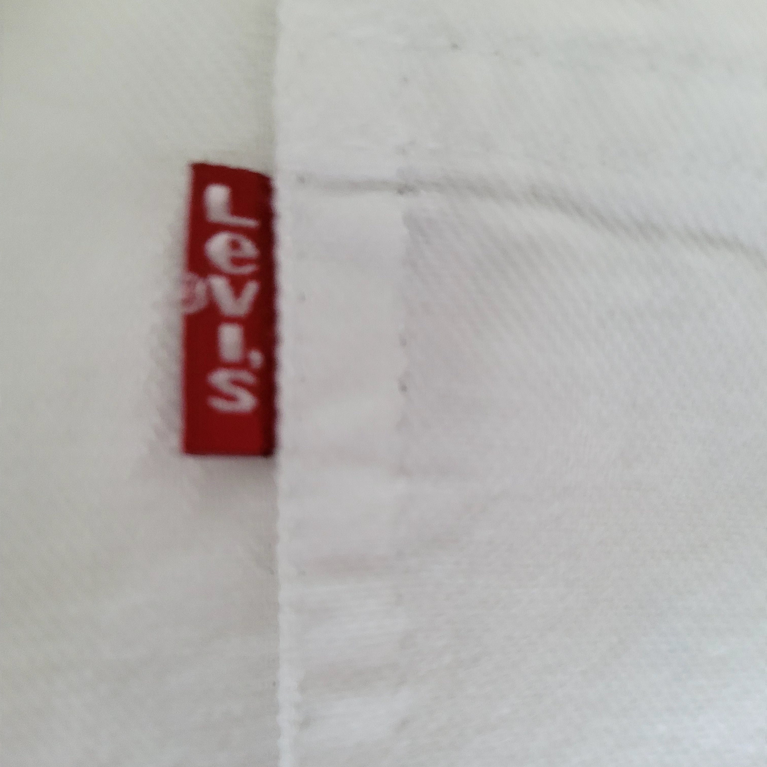 Vintage Levi’s White Denim Shirt – XXL, Red Tab, USA Style - USASTARFASHION