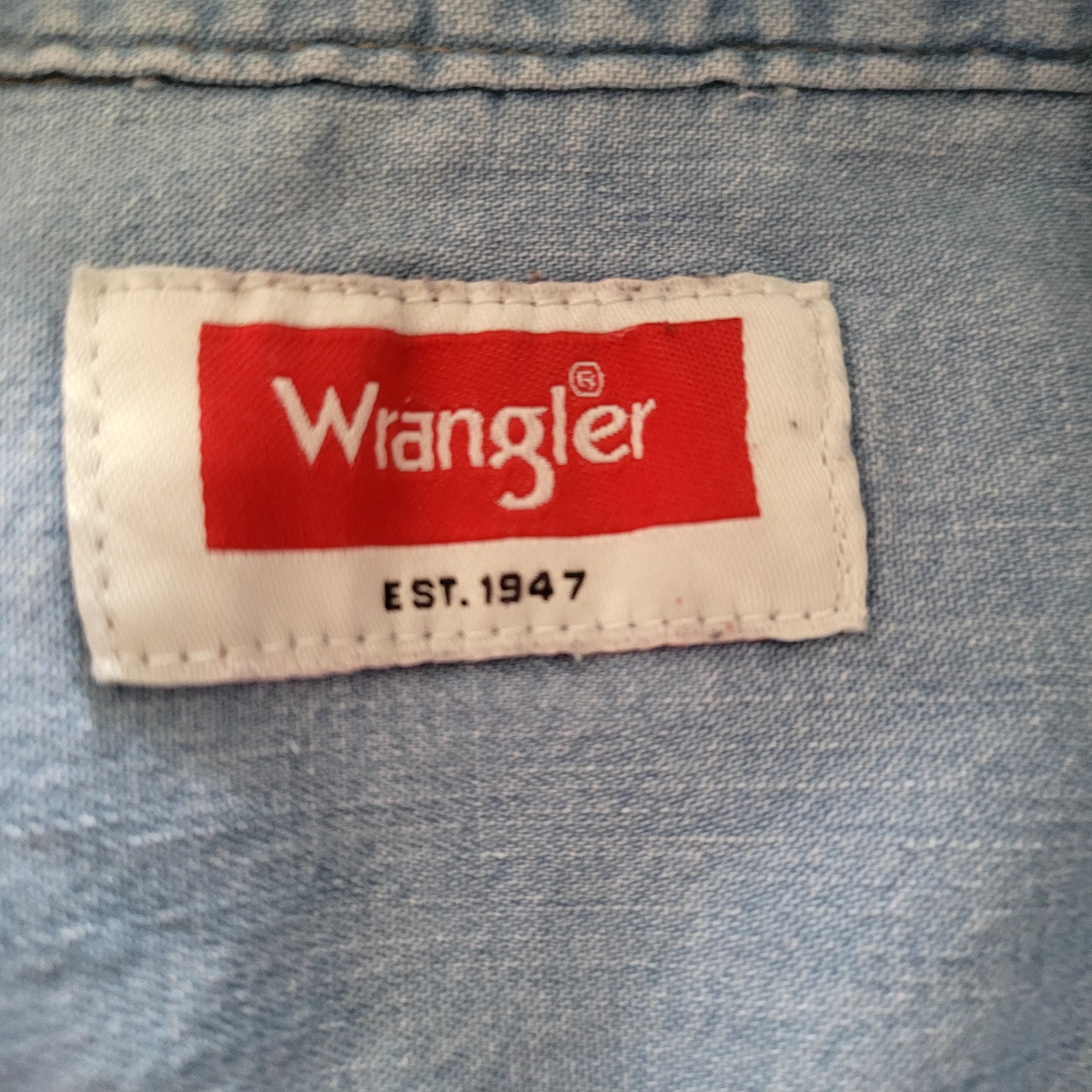 Vintage Wrangler Denim Pearl Snap Shirt – XL, Light Blue - USASTARFASHION