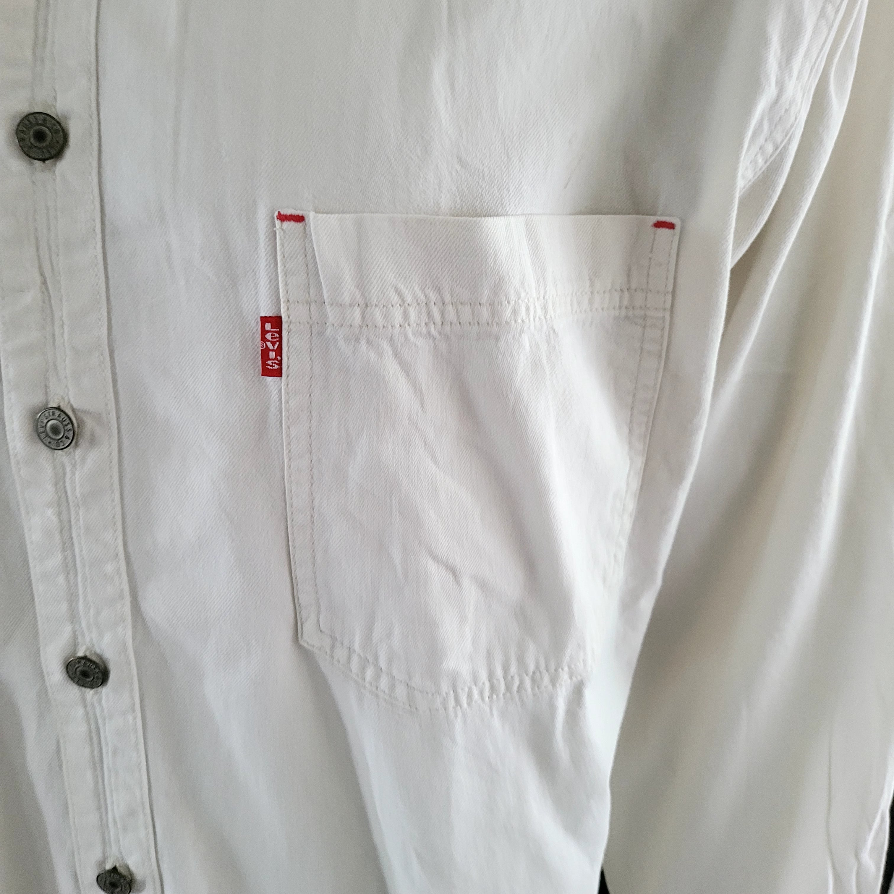 Vintage Levi’s White Long Sleeve Shirt – Size XL - USASTARFASHION