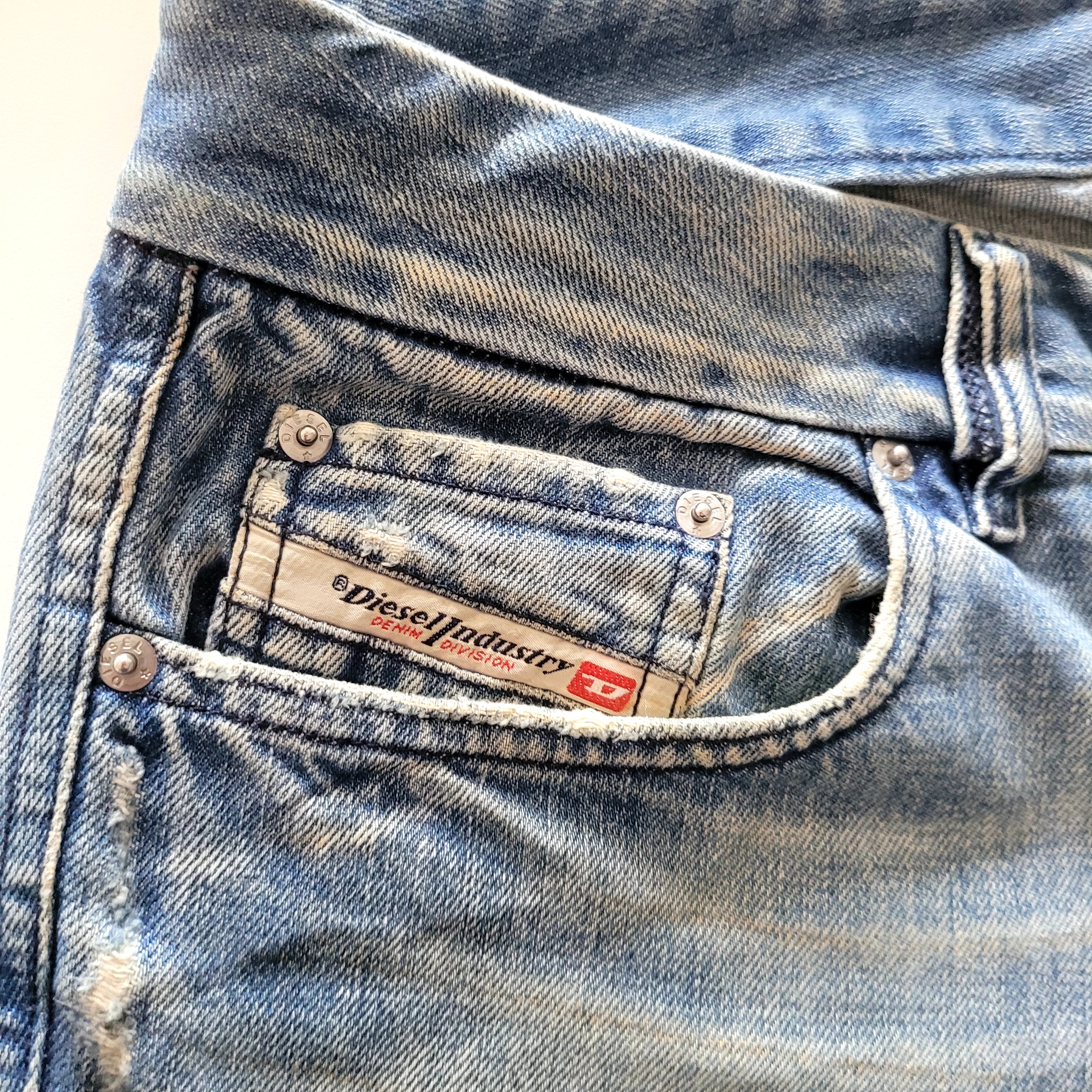 Diesel Women's Flared Jeans – W32 L30 - USASTARFASHION