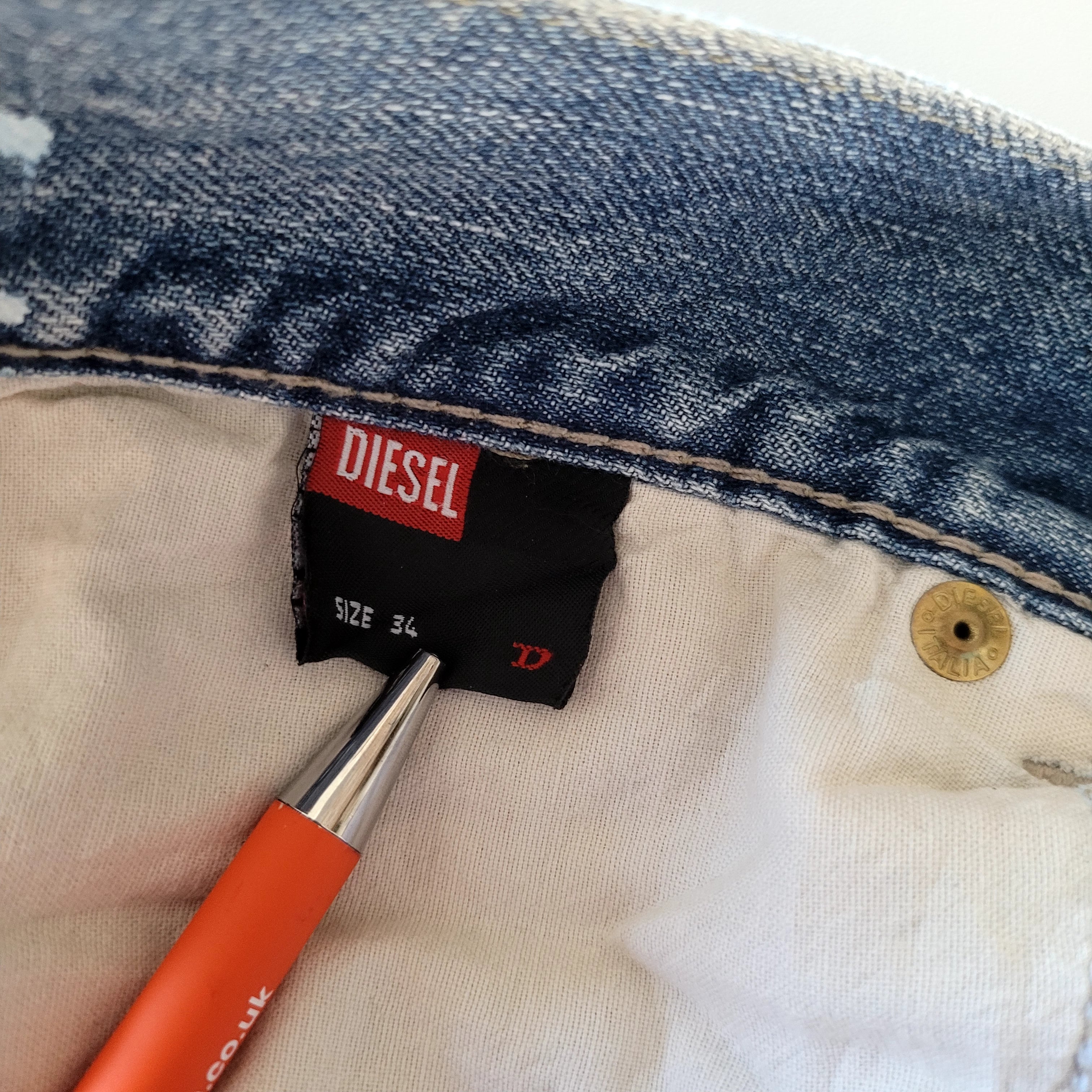 Diesel Industry Light Wash Jeans – W34 L33 - USASTARFASHION