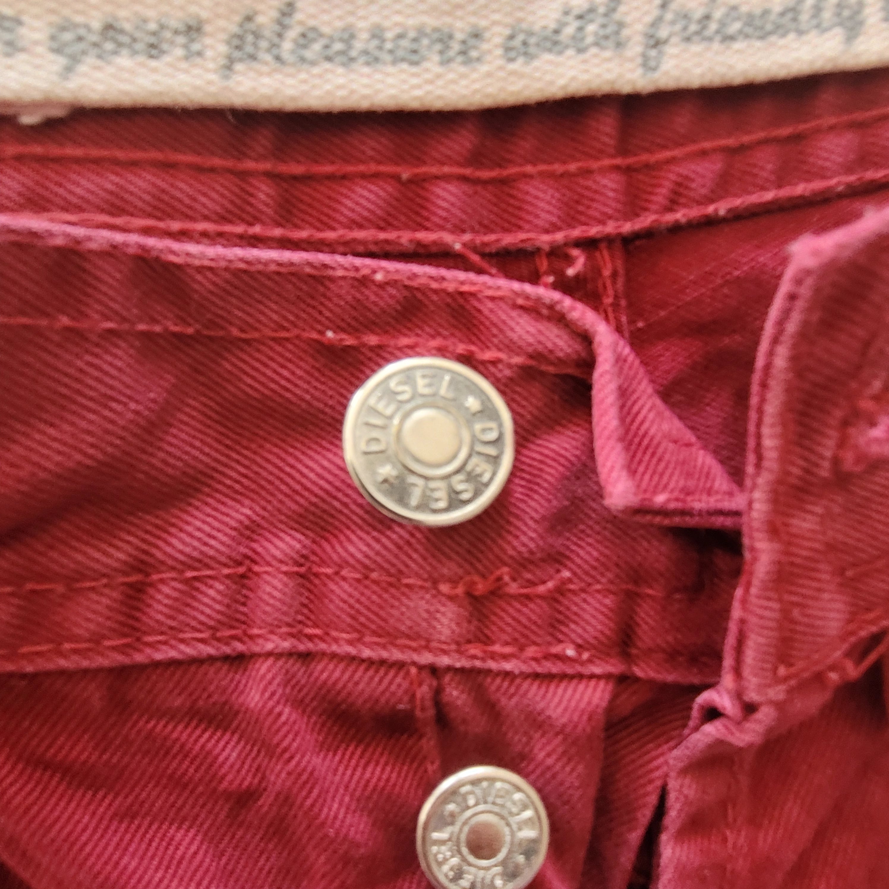 Vintage Diesel Saddle Red Jeans – W28 L29 – Made in Italy - USASTARFASHION