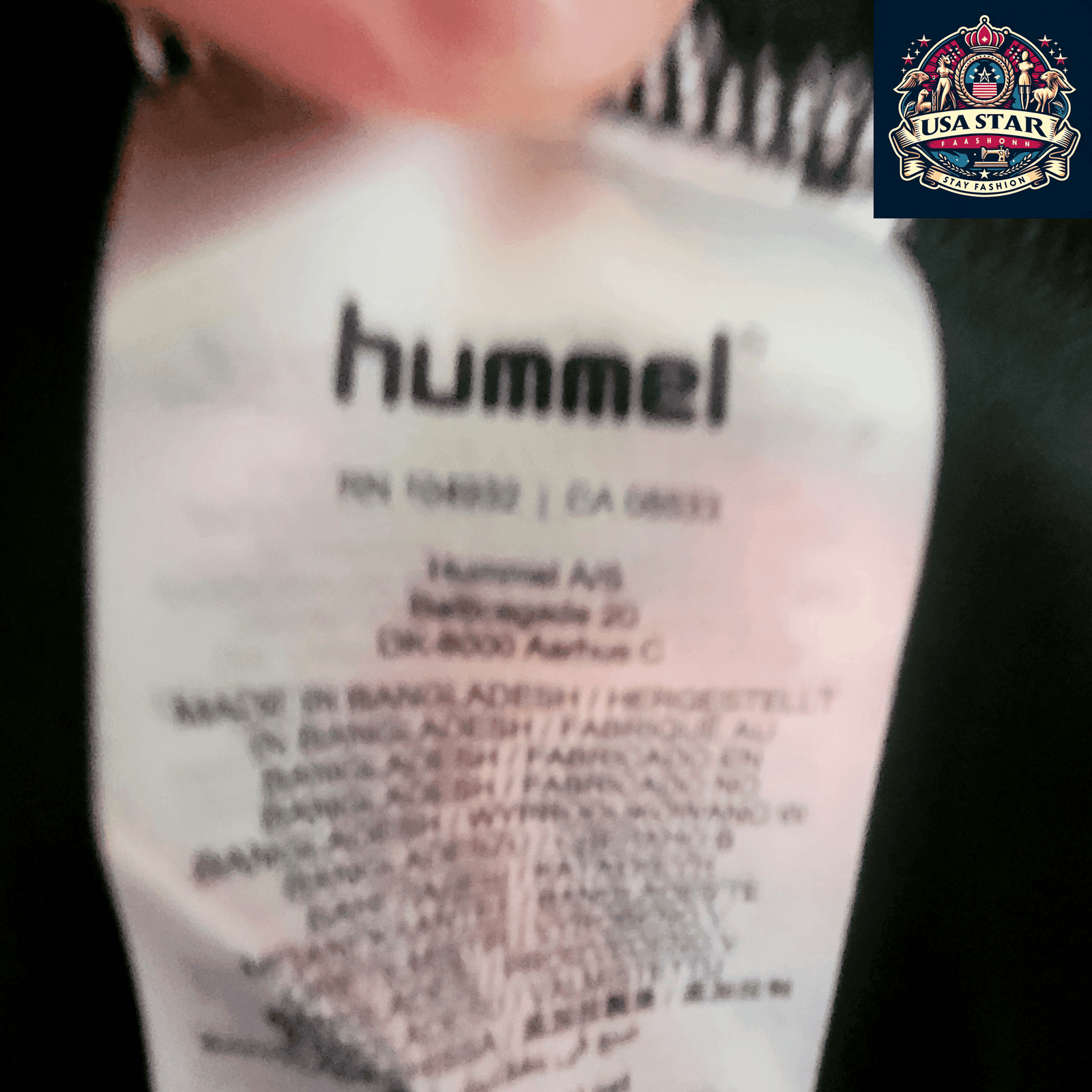 Everton FC Jacket Hummel Men's Full Zip Track Jacket XXL Black/Gray - Breathable, Zippered Pockets - USASTARFASHION