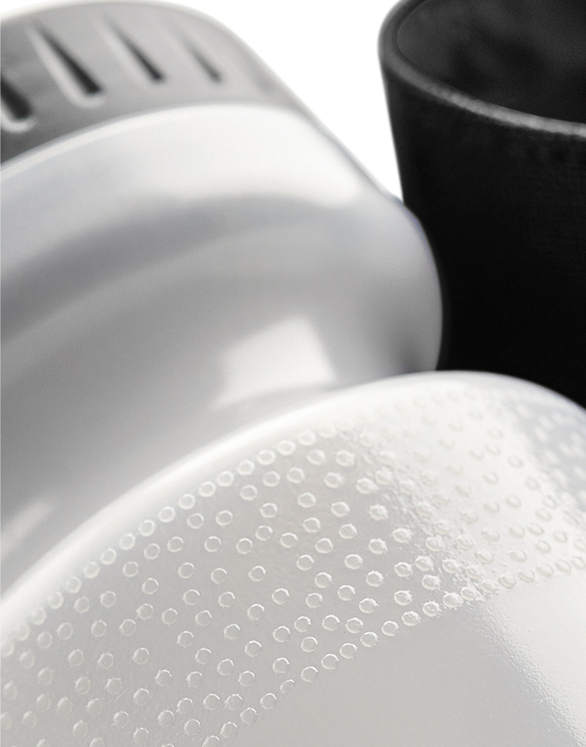 Quadra QD440 Water Bottle And Holder - Black