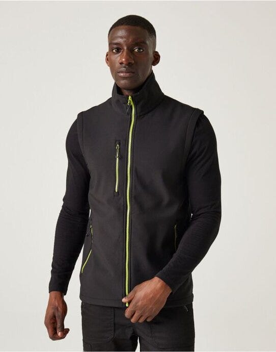 Regatta Professional TRA915 Regatta Navigate 2L Softshell Bodywarmer - Black/Lime