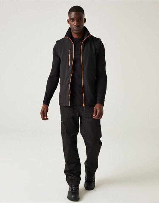 Regatta Professional TRA915 Regatta Navigate 2L Softshell Bodywarmer - Black Orange Pop
