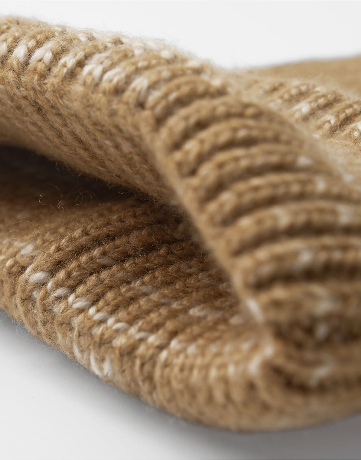 Beechfield B330R Chunky Knitted Patch Beanie - Espresso Haze