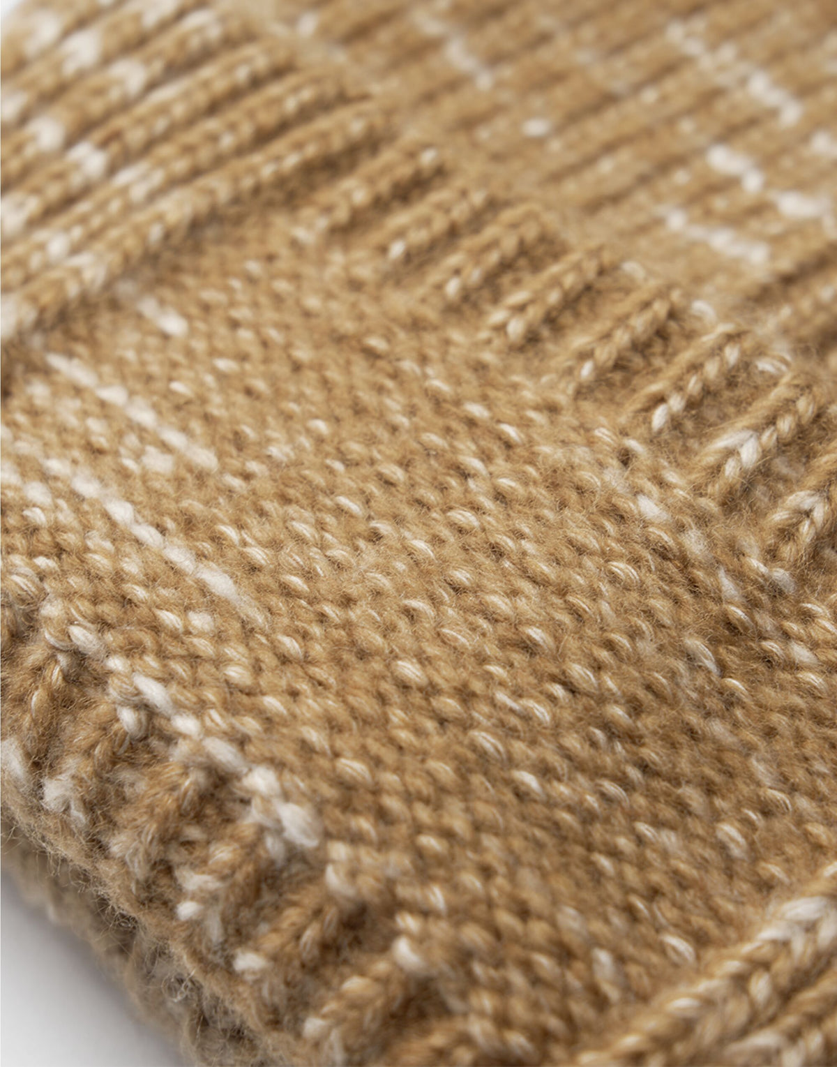 Beechfield B330R Chunky Knitted Patch Beanie - Espresso Haze