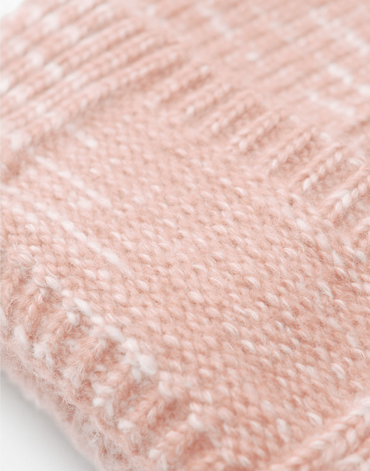 Beechfield B330R Chunky Knitted Patch Beanie - Strawberry Haze