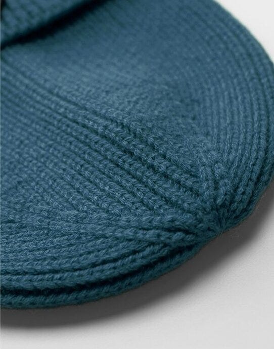 Beechfield B332R Circular Fashion Patch Beanie - Airforce Blue/black
