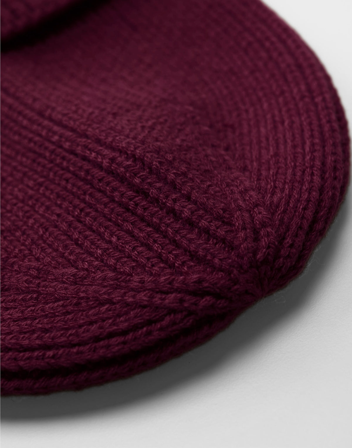 Beechfield B332R Circular Fashion Patch Beanie - Burgundy/Black