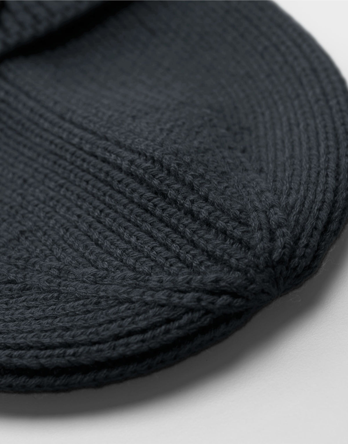 Beechfield B332R Circular Fashion Patch Beanie - Graphite Grey/Black