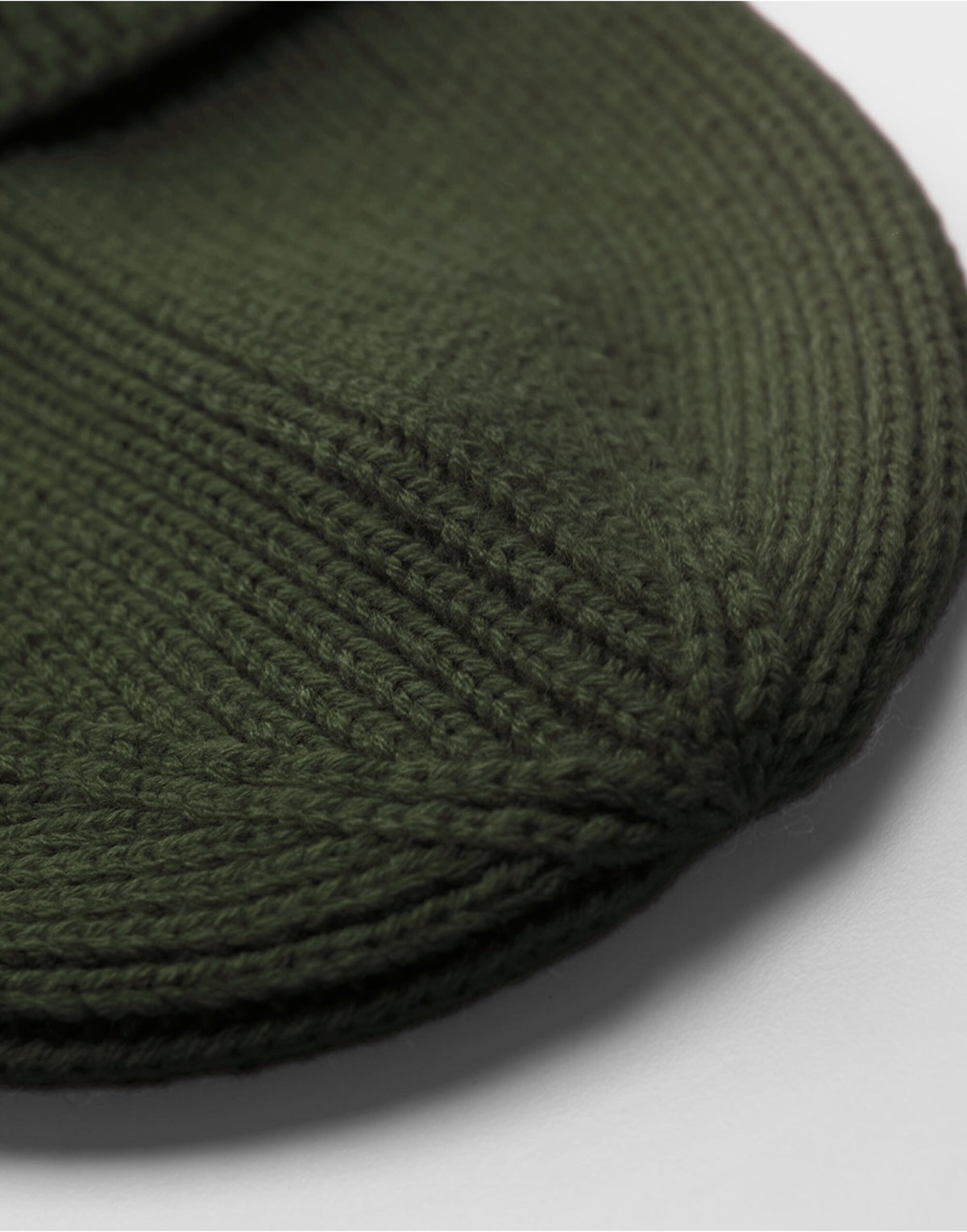 Beechfield B332R Circular Fashion Patch Beanie - Olive Green/Black