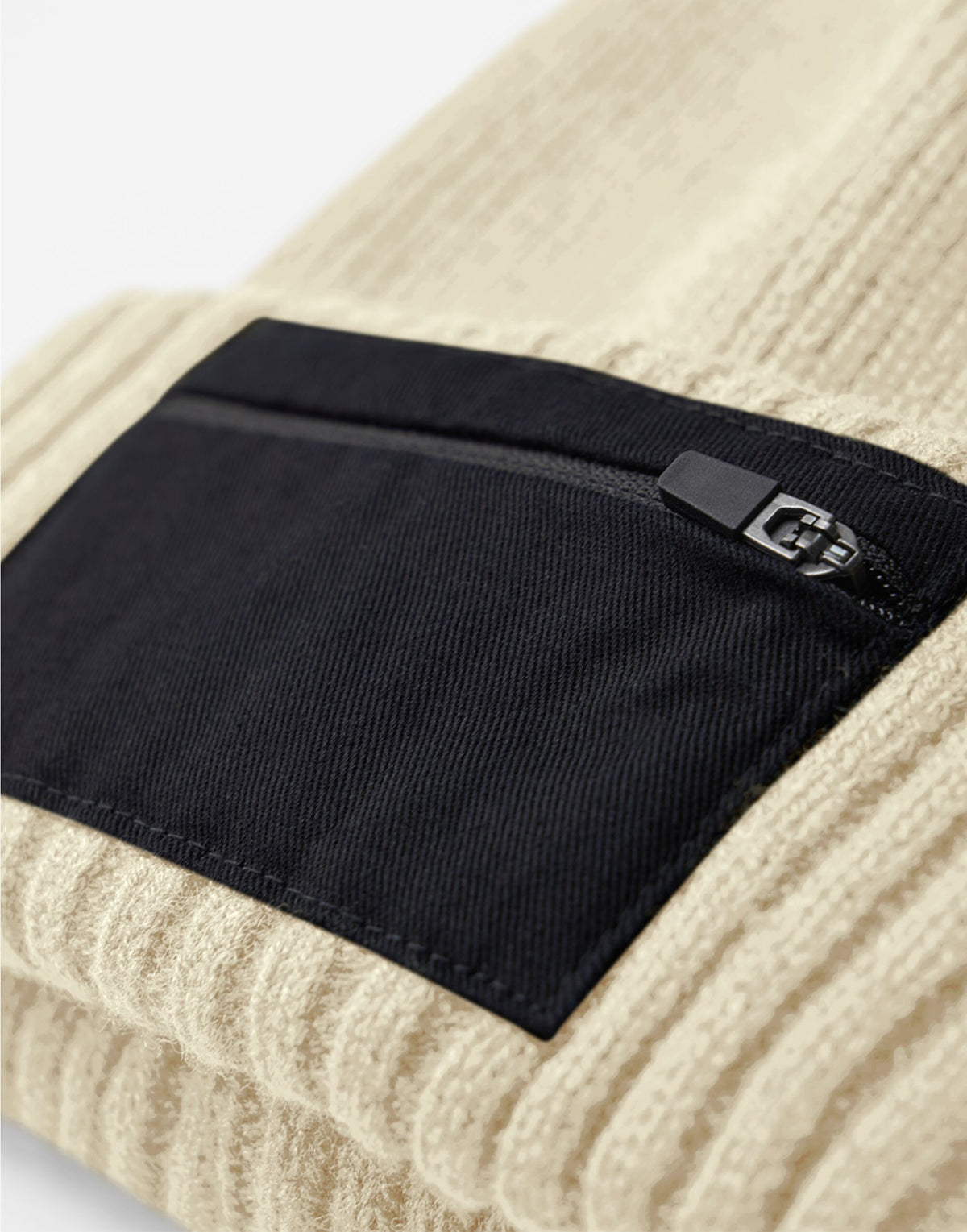 Beechfield B334R Zip Patch Beanie - Sand/Black