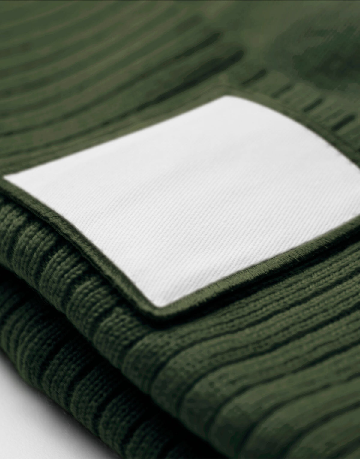 Beechfield B337R Appliqué Patch Beanie - Olive Green/White