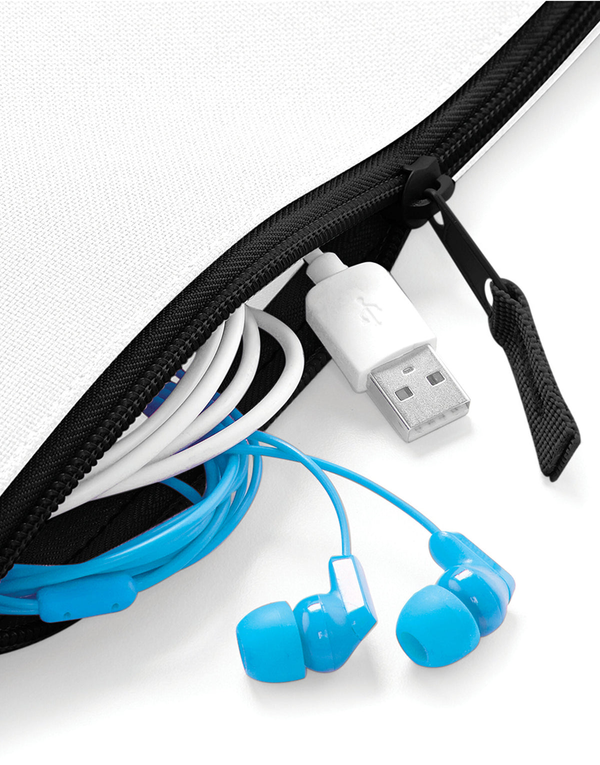 Bagbase BG38 Grab Pouch - White/Black