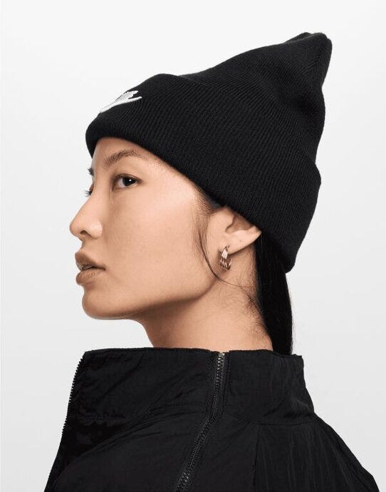 Nike HF0186 Peak Beanie - Black/White