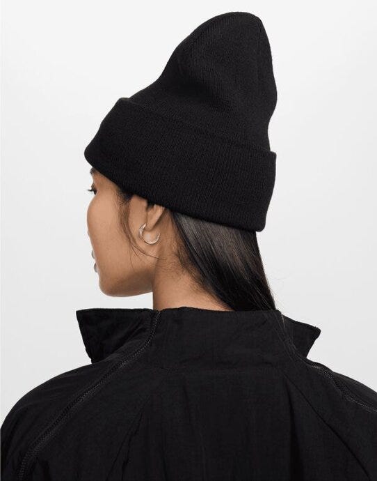 Nike HF0186 Peak Beanie - Black/White