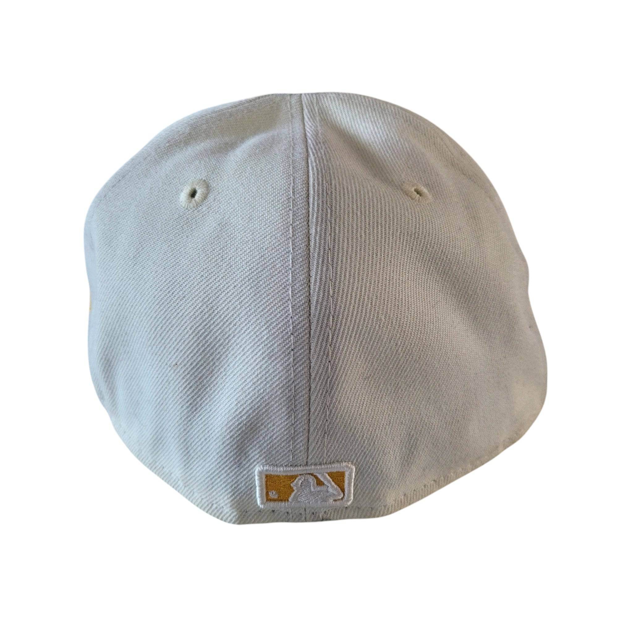 San Diego Padres New Era Fitted Cap 7 3/8 (58.7 cm) - USASTARFASHION
