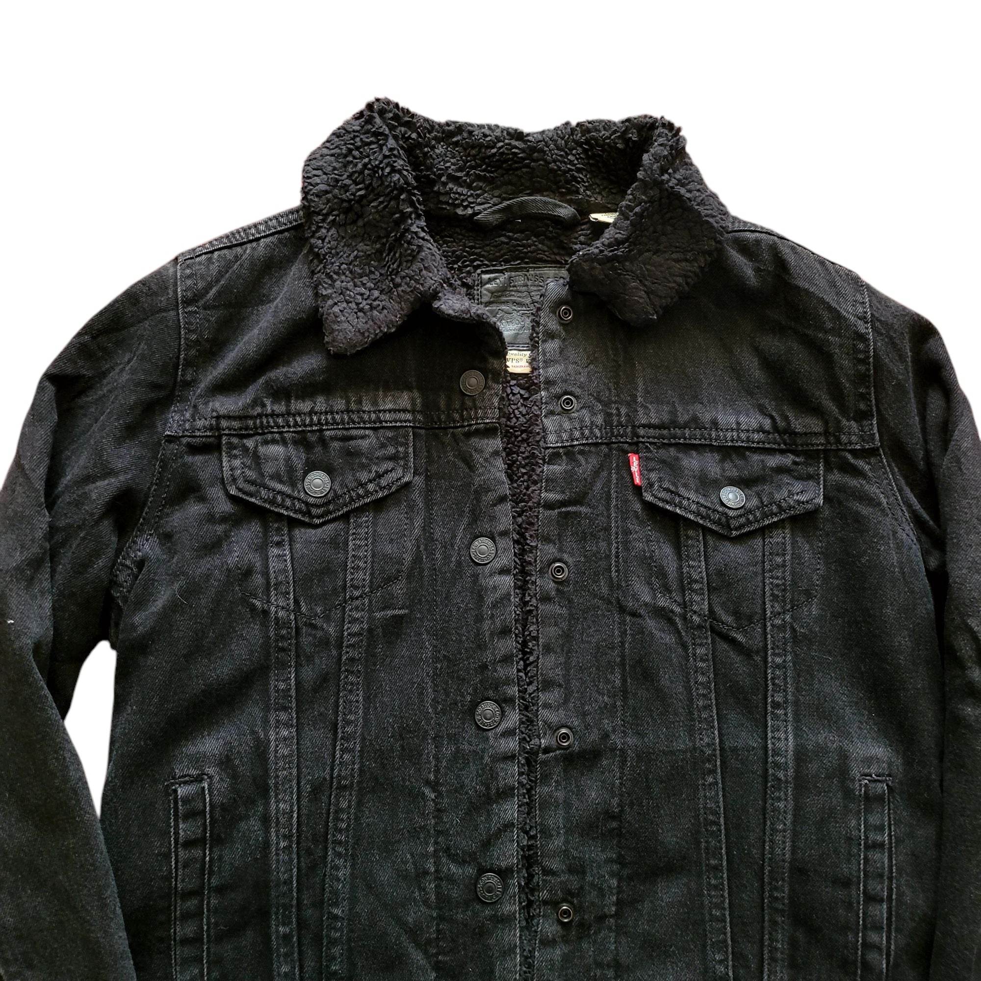 Vintage Levi’s Premium Sherpa Black Denim Jacket – Size S - USASTARFASHION