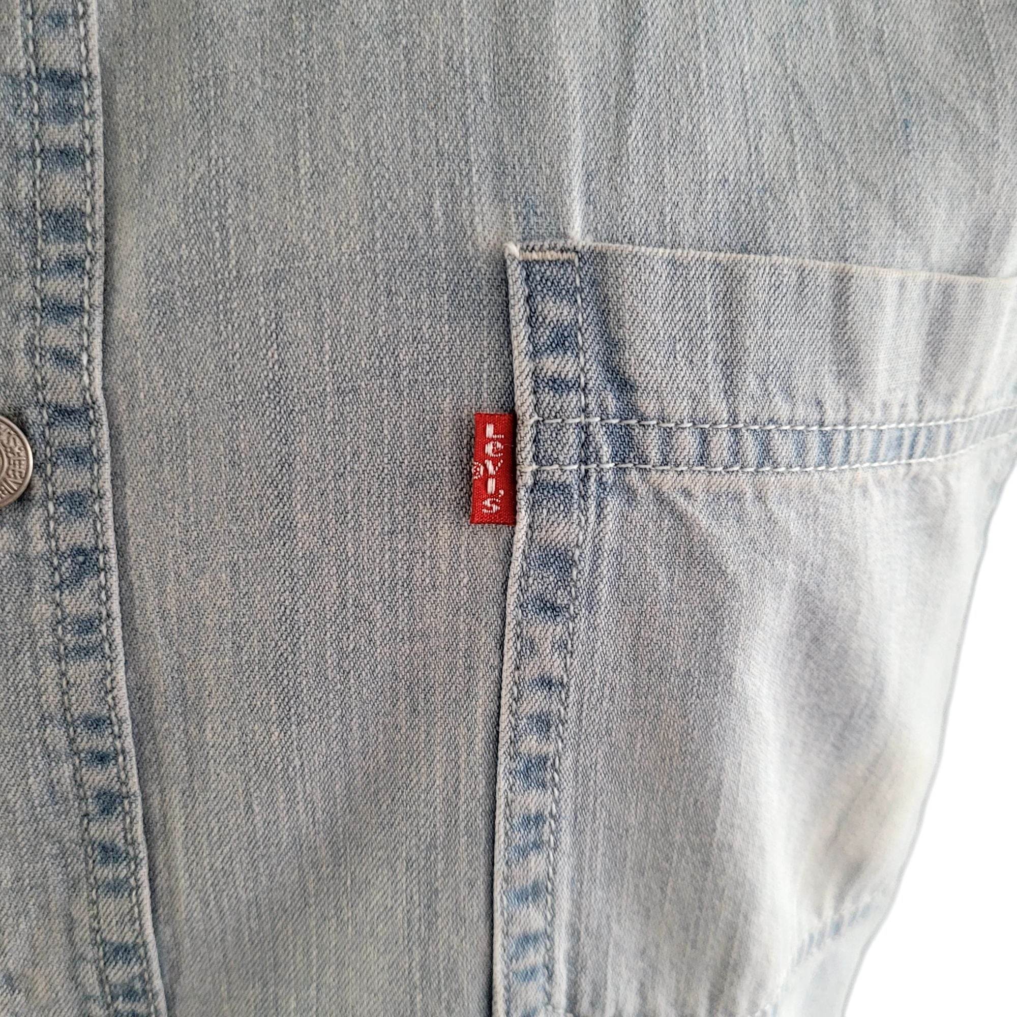 Levi’s XL Light Wash Denim Shirt - USASTARFASHION