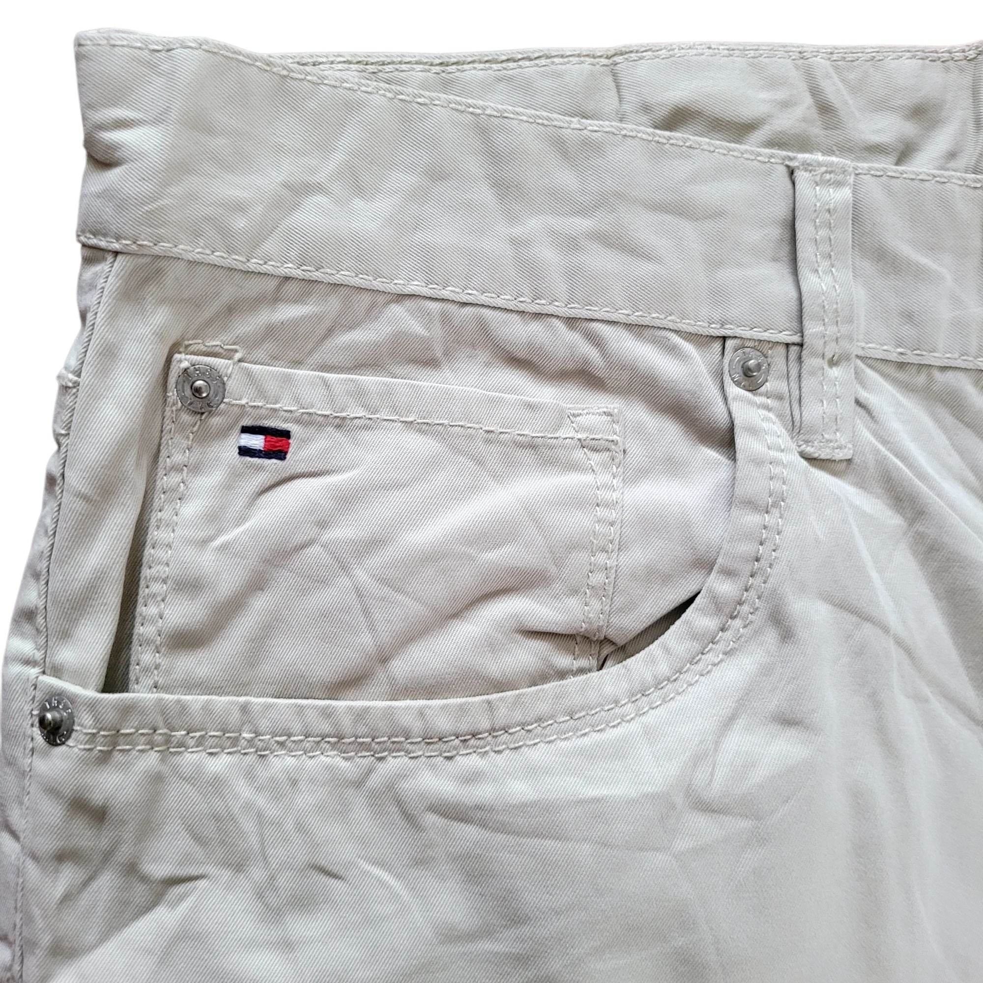 Tommy Hilfiger Men’s Relaxed Fit Chino Pants – Size 40x32 - USASTARFASHION