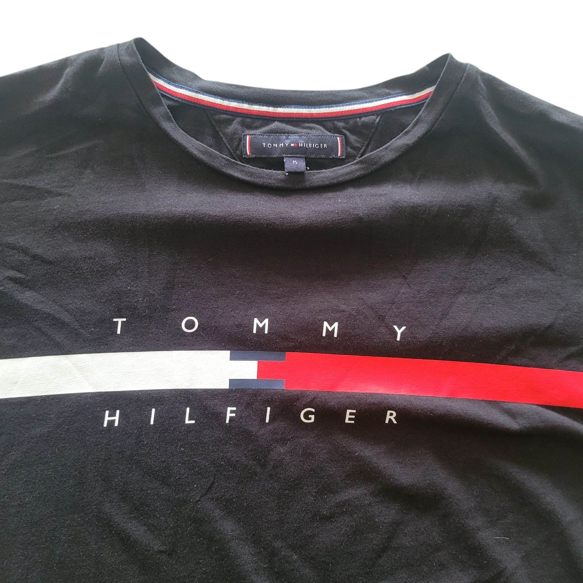 Tommy Hilfiger Organic Cotton T-Shirt – Size M - USASTARFASHION