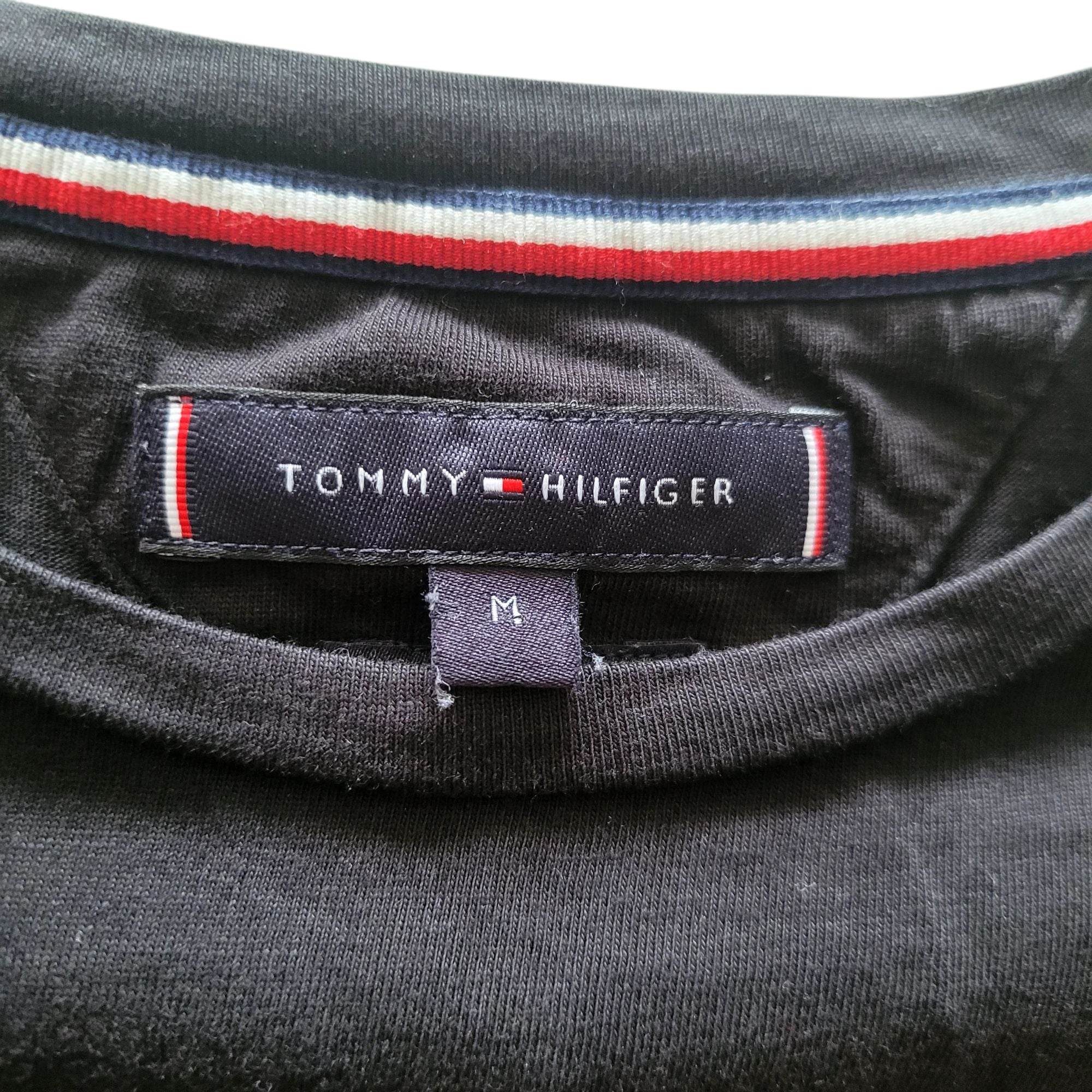 Tommy Hilfiger Organic Cotton T-Shirt – Size M - USASTARFASHION