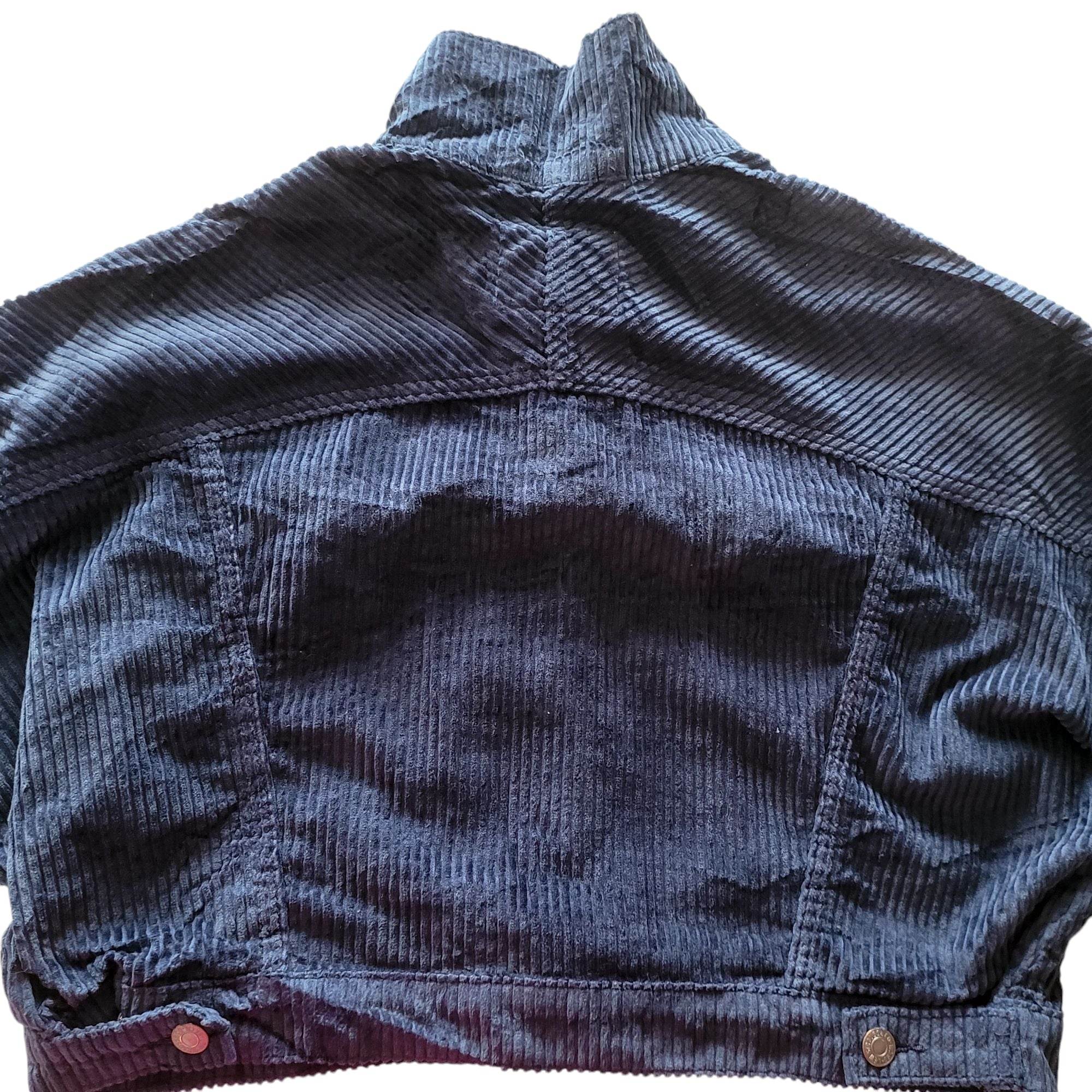 Levi’s Premium Navy Boxy Corduroy Trucker Jacket – Size M - USASTARFASHION
