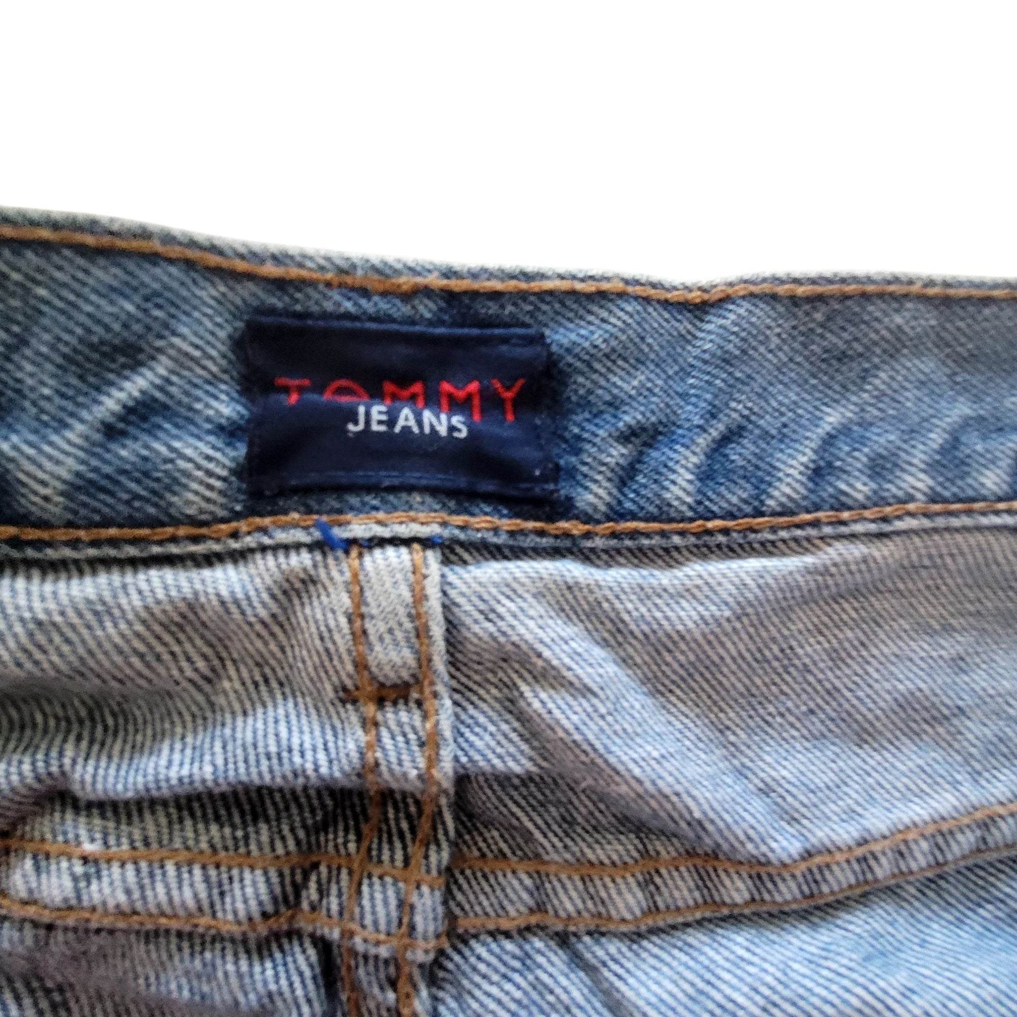 Tommy Hilfiger Vintage Crest Jeans – Size 32x34 - USASTARFASHION