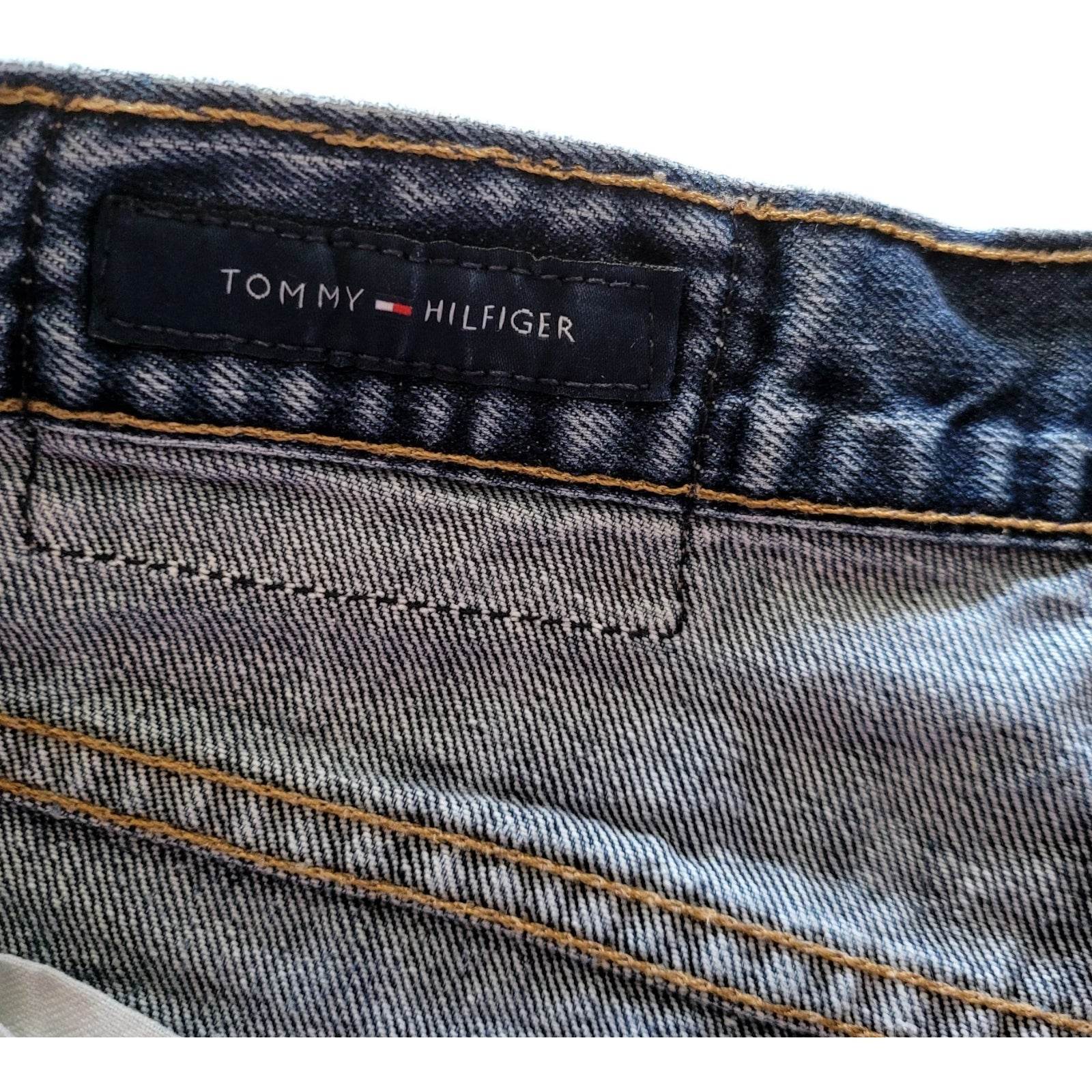 Tommy Hilfiger Men’s Blue Denim Jeans – Size 33x34 - USASTARFASHION