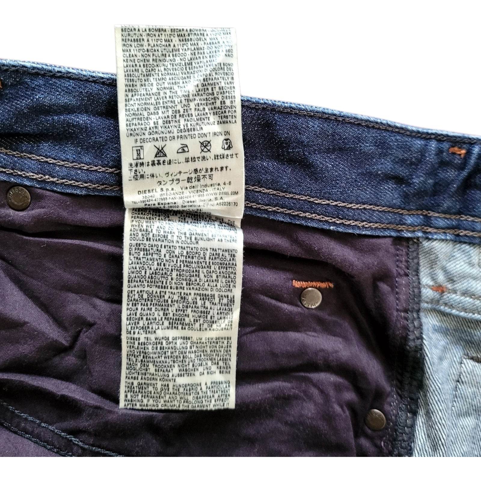 Diesel Waykee 0806U Regular Straight Jeans – W36 L32 - USASTARFASHION
