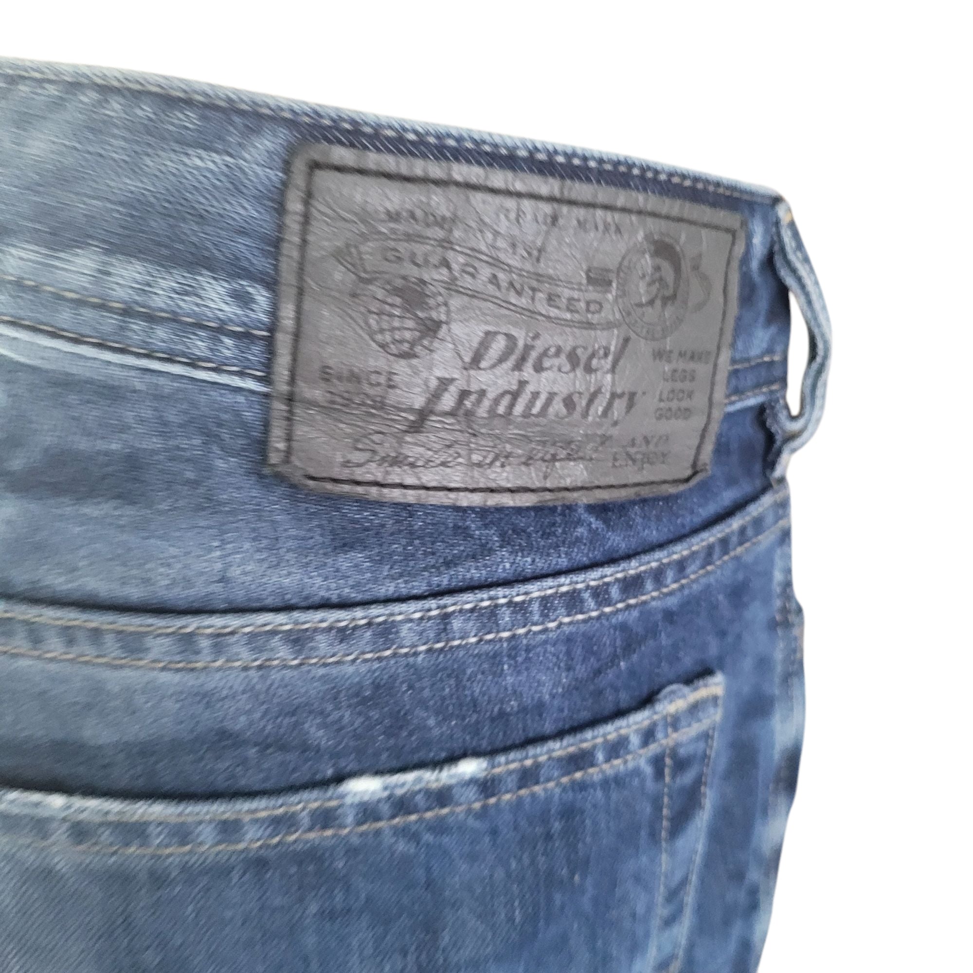 Diesel Zathan Regular Bootcut Jeans – W33 L32 - USASTARFASHION