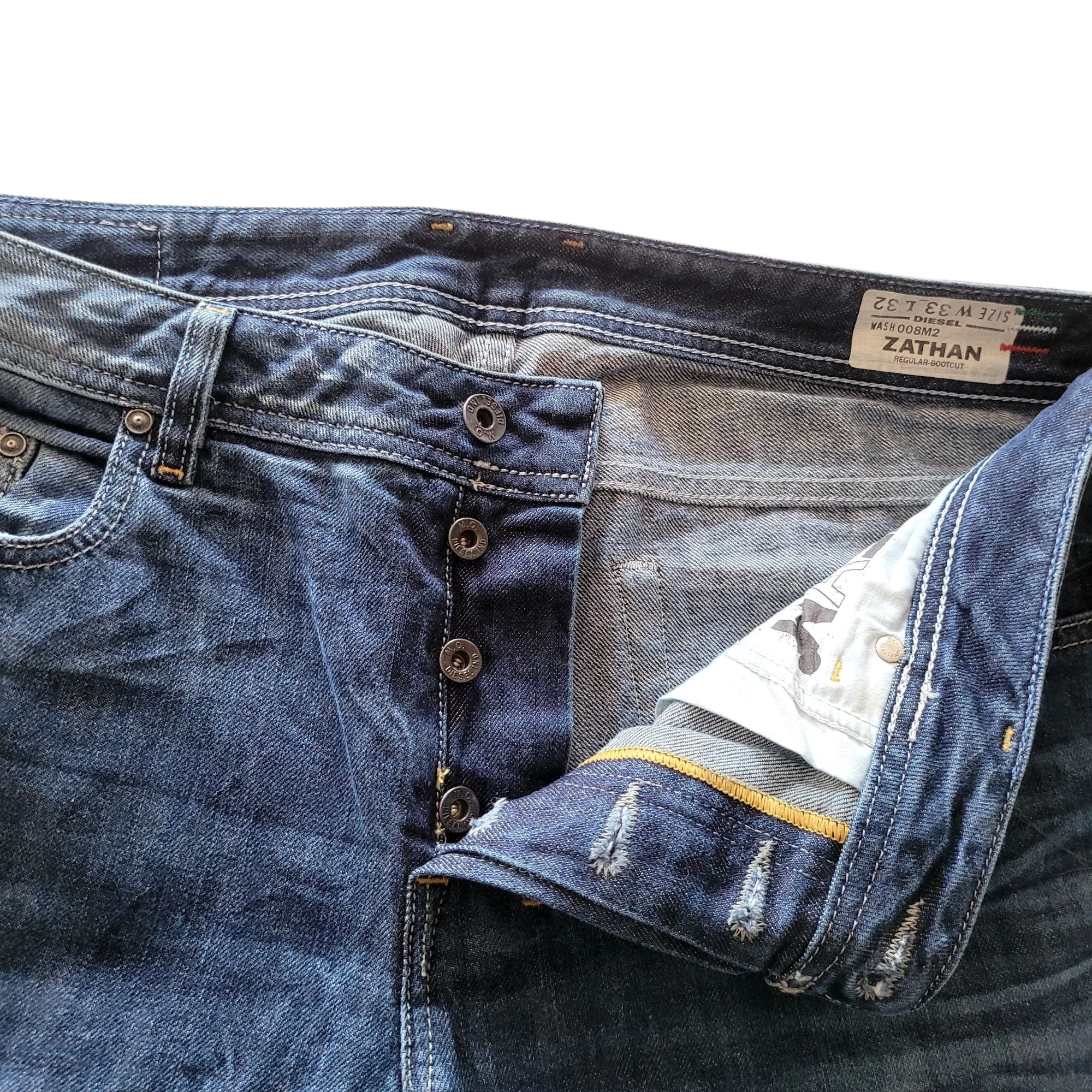 Diesel Zathan Regular Bootcut Jeans – W33 L32 - USASTARFASHION