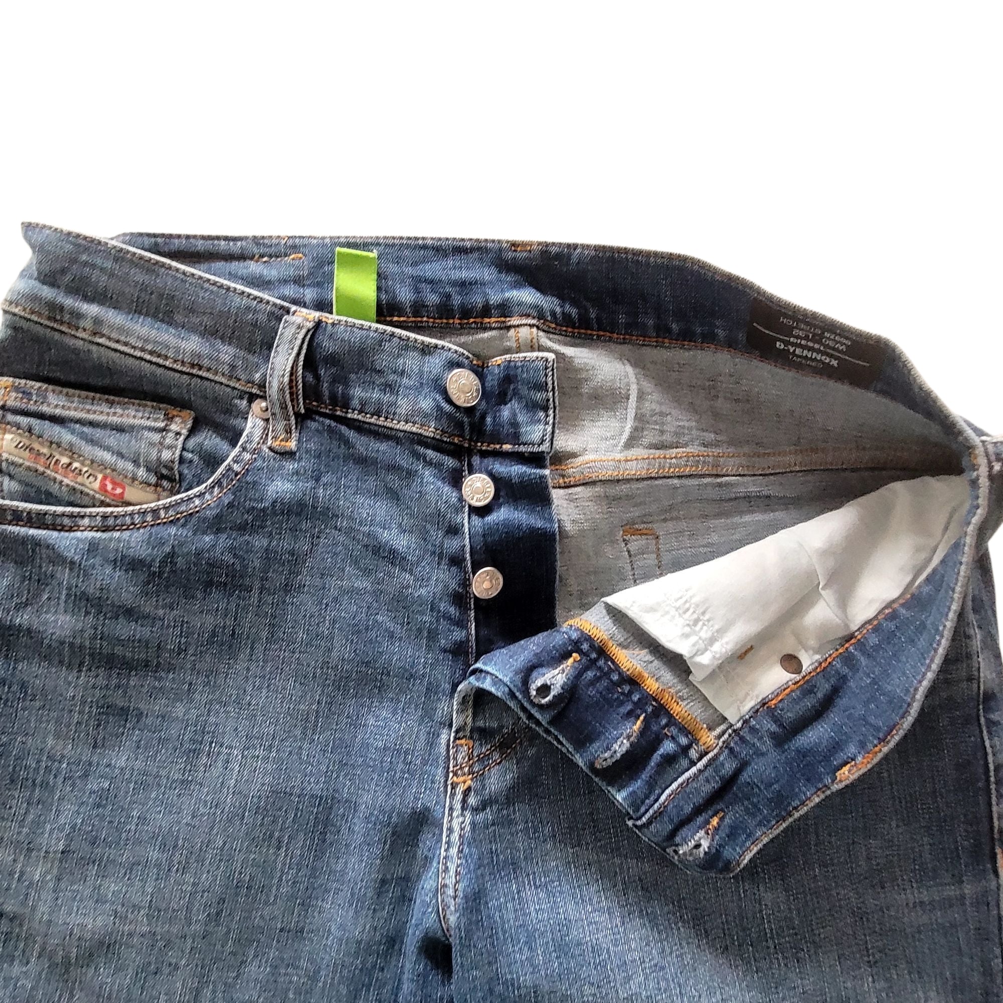 Used Diesel D - Yennox W30 L32 Tapered Fit Jeans – Grade A - USASTARFASHION