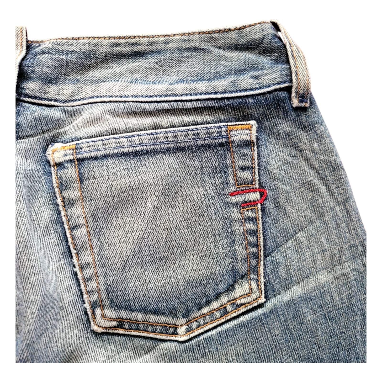 Diesel Vintage Jeans – Model: CHERONE L.34 – Size W28 L26– Made in Italy