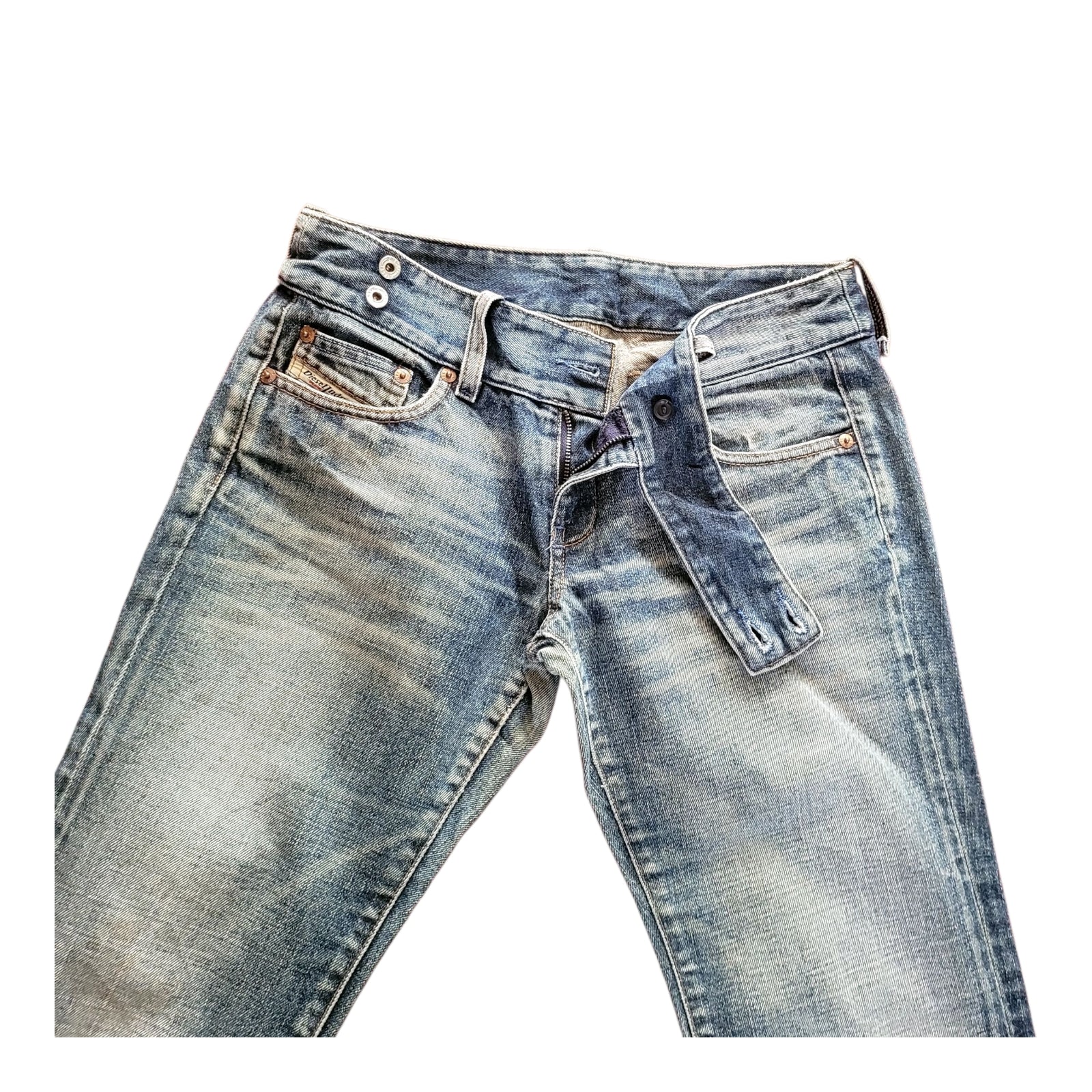 Diesel Vintage Jeans – Model: CHERONE L.34 – Size W28 L26– Made in Italy