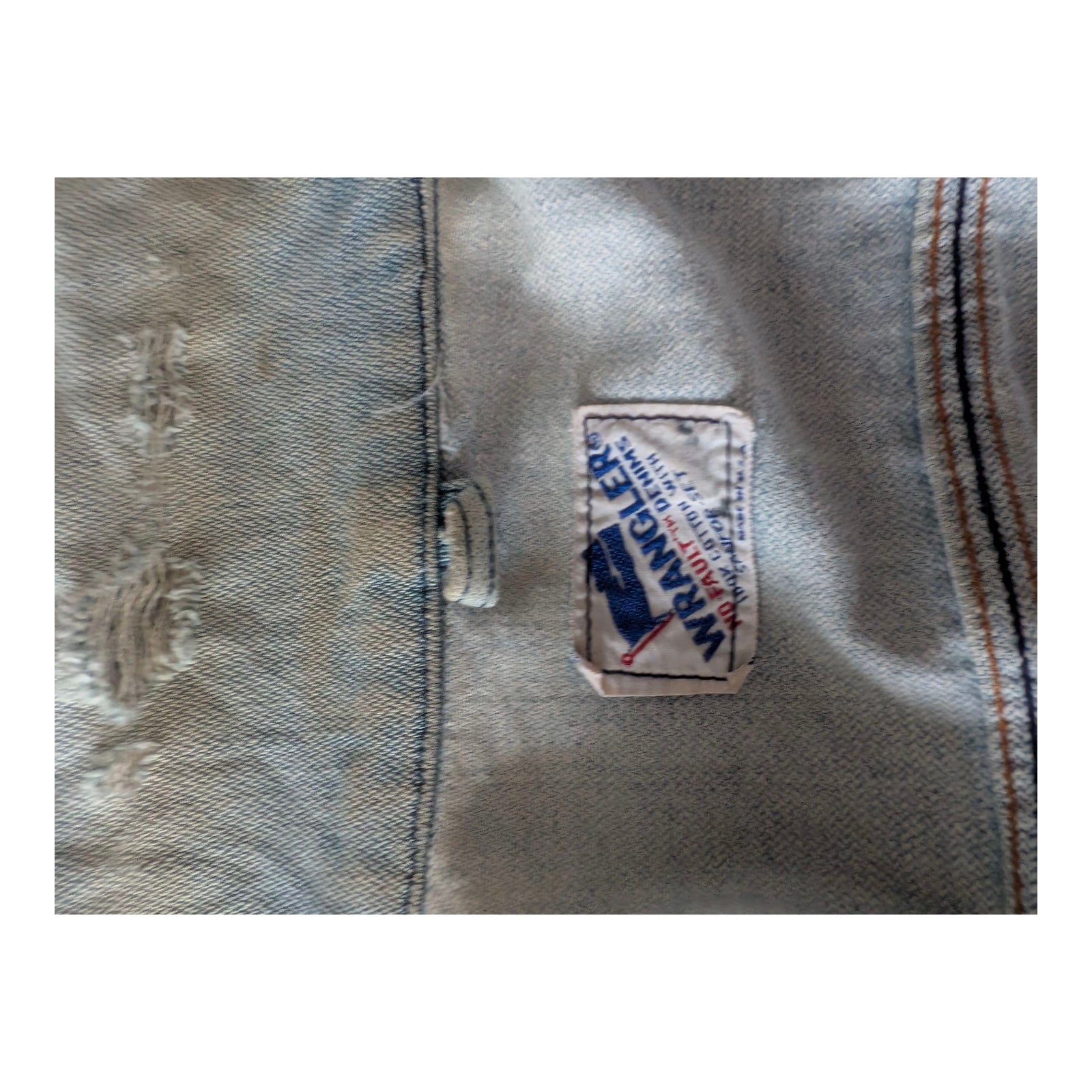 Vintage Wrangler Denim Jacket USA – Light Wash – Men’s M – Distressed