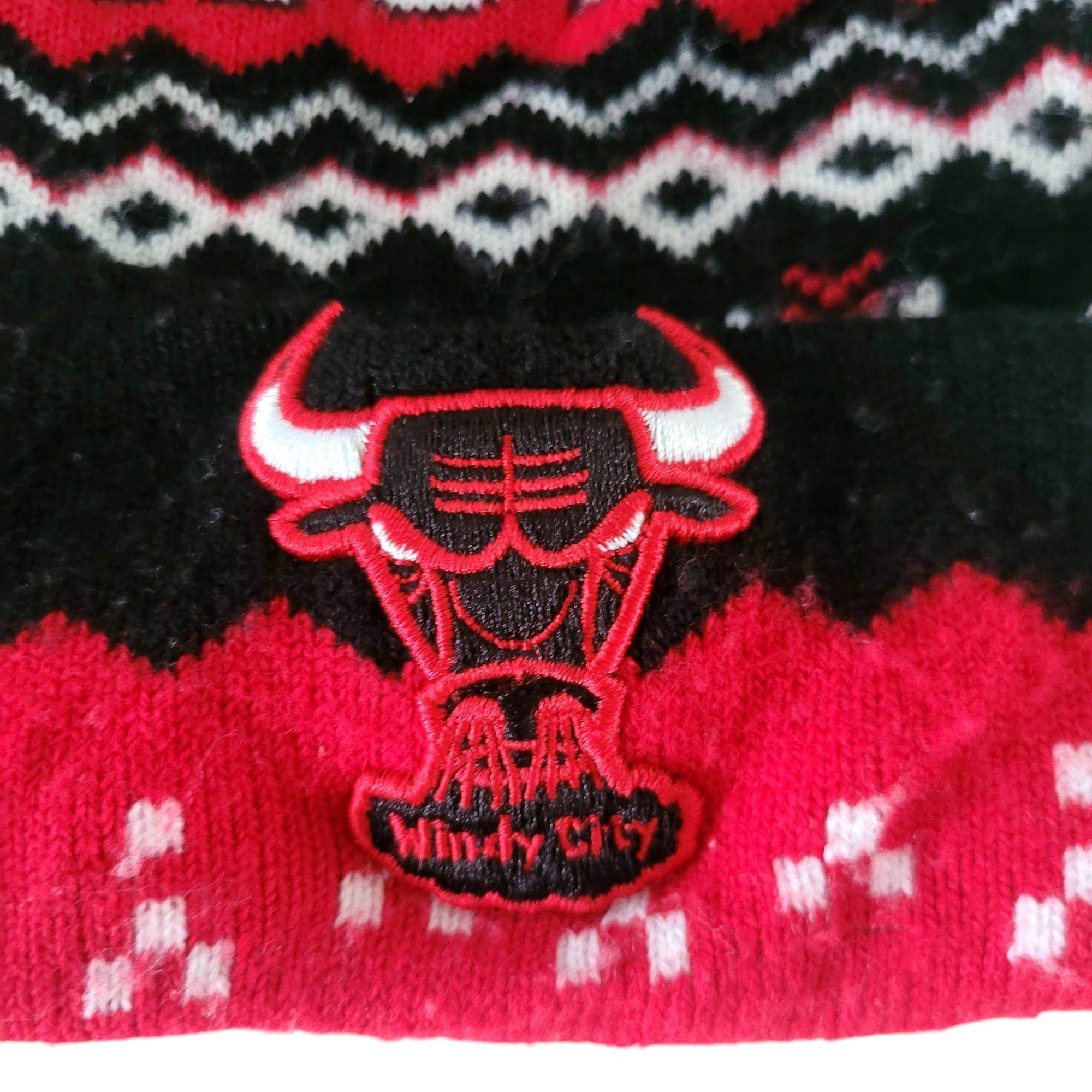 Chicago Bulls New Era Hardwood Classics Pom - Pom Beanie - USASTARFASHION
