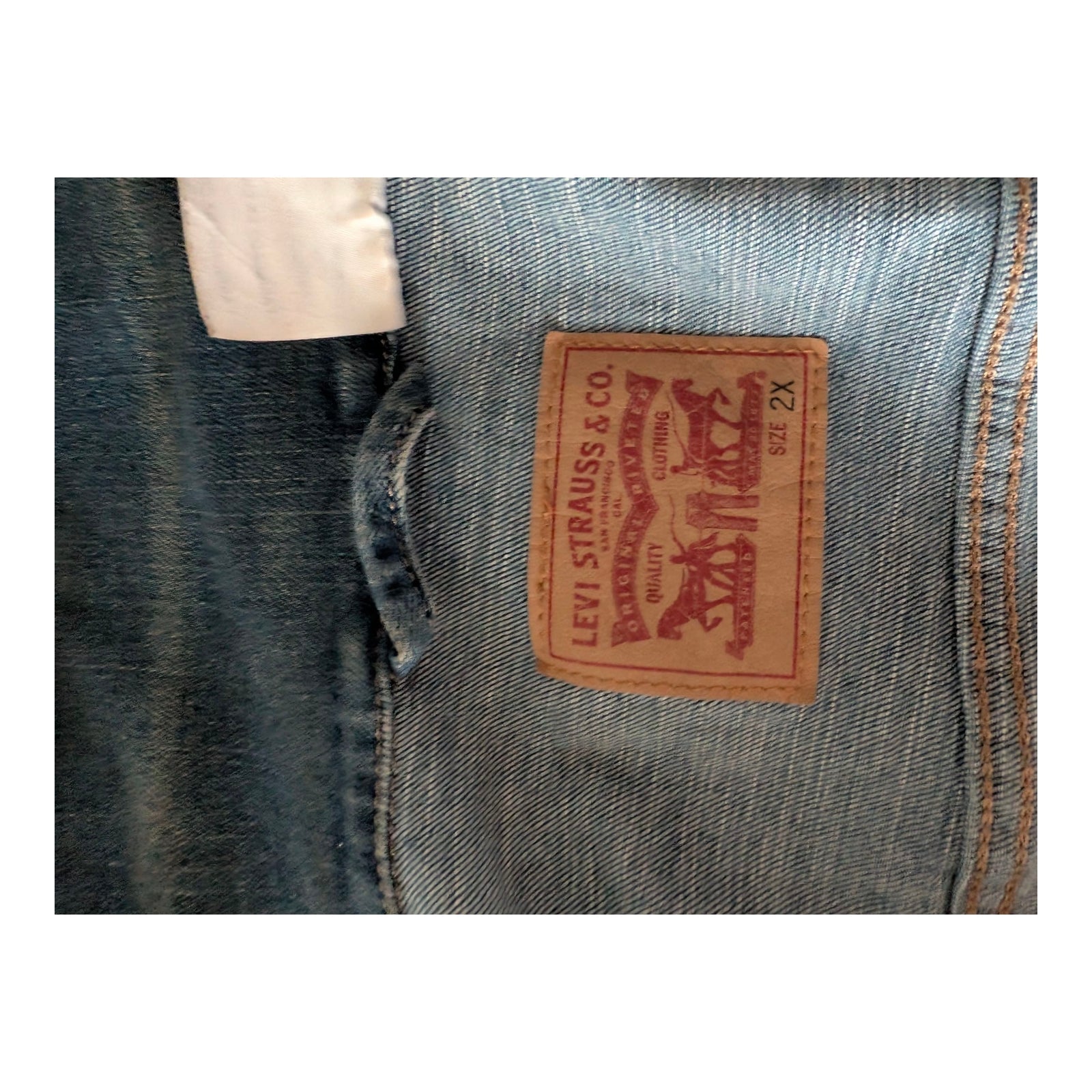 Levi’s Women’s Stretch Denim Jacket – Size 2X – Early/Mid 2000s – Grade A - USASTARFASHION