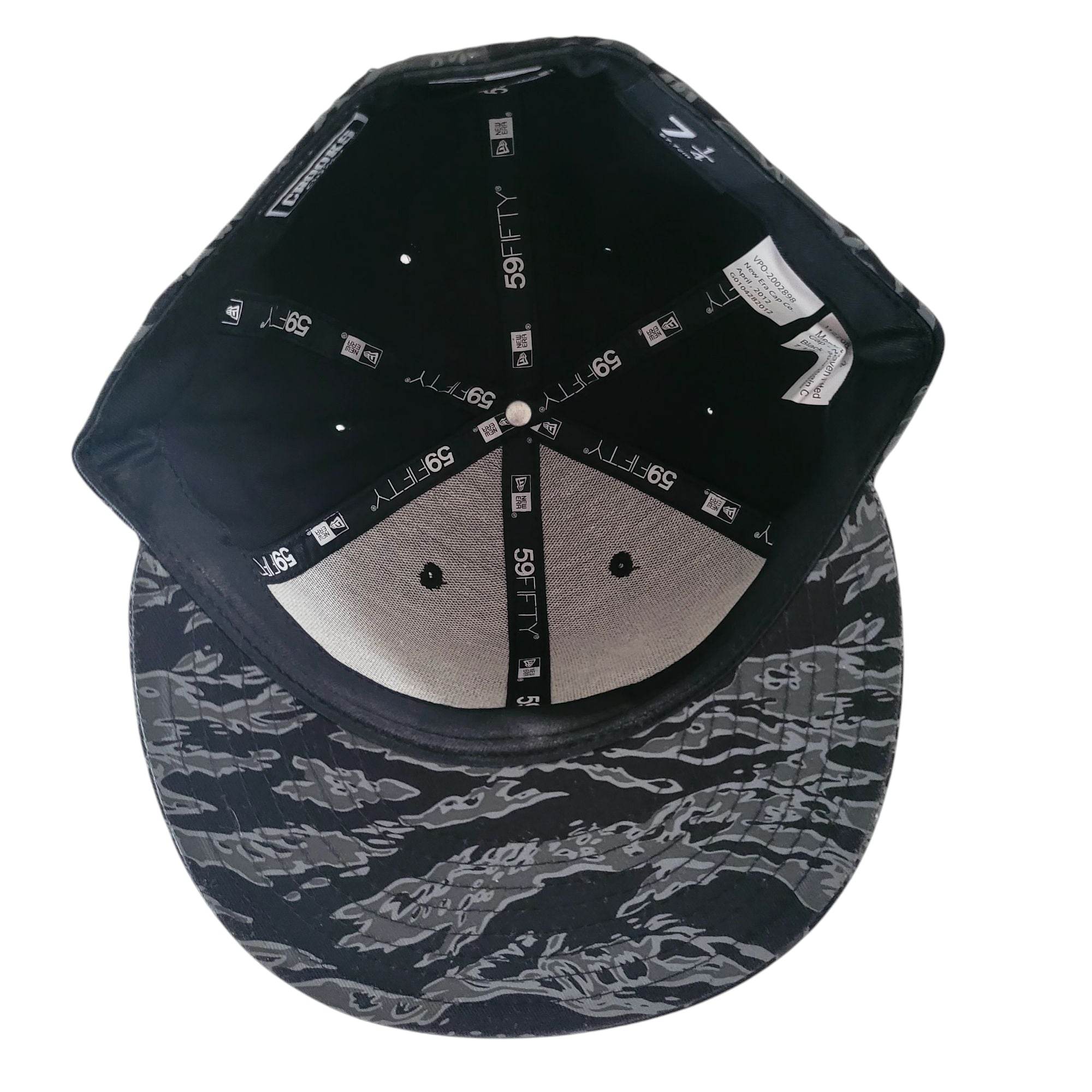 New Era x Crooks & Castles 59FIFTY Fitted Hat - Black Tiger Camo - Size 7 1/4 - USASTARFASHION