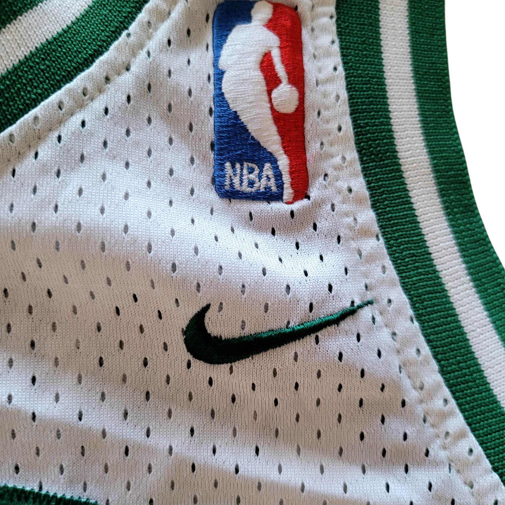 Nike Antoine Walker Boston Celtics Youth Jersey – Size Small - USASTARFASHION