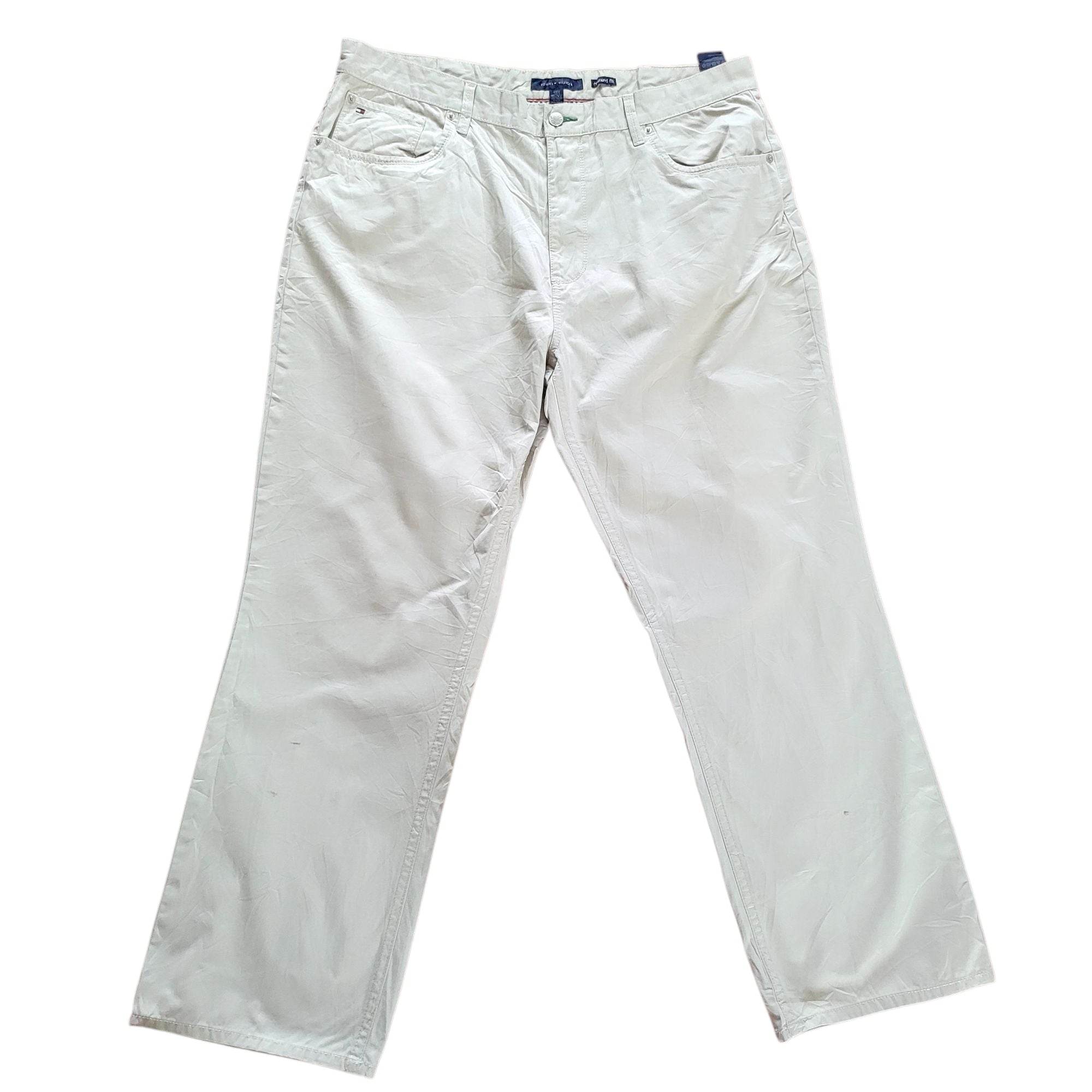 Tommy Hilfiger Men’s Relaxed Fit Chino Pants – Size 40x32 - USASTARFASHION