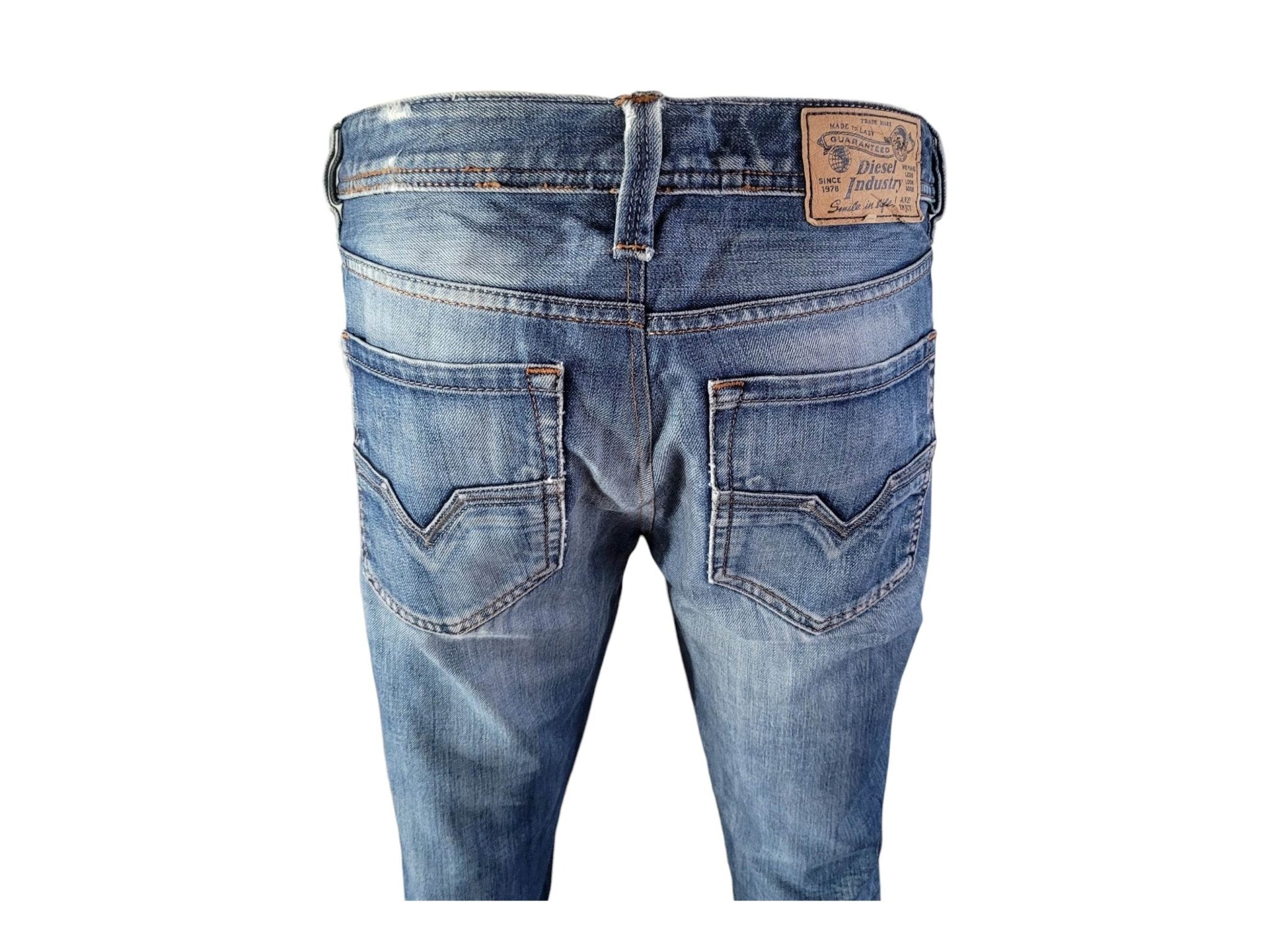 Diesel Larkee Regular Straight Jeans – W34 L34 - USASTARFASHION