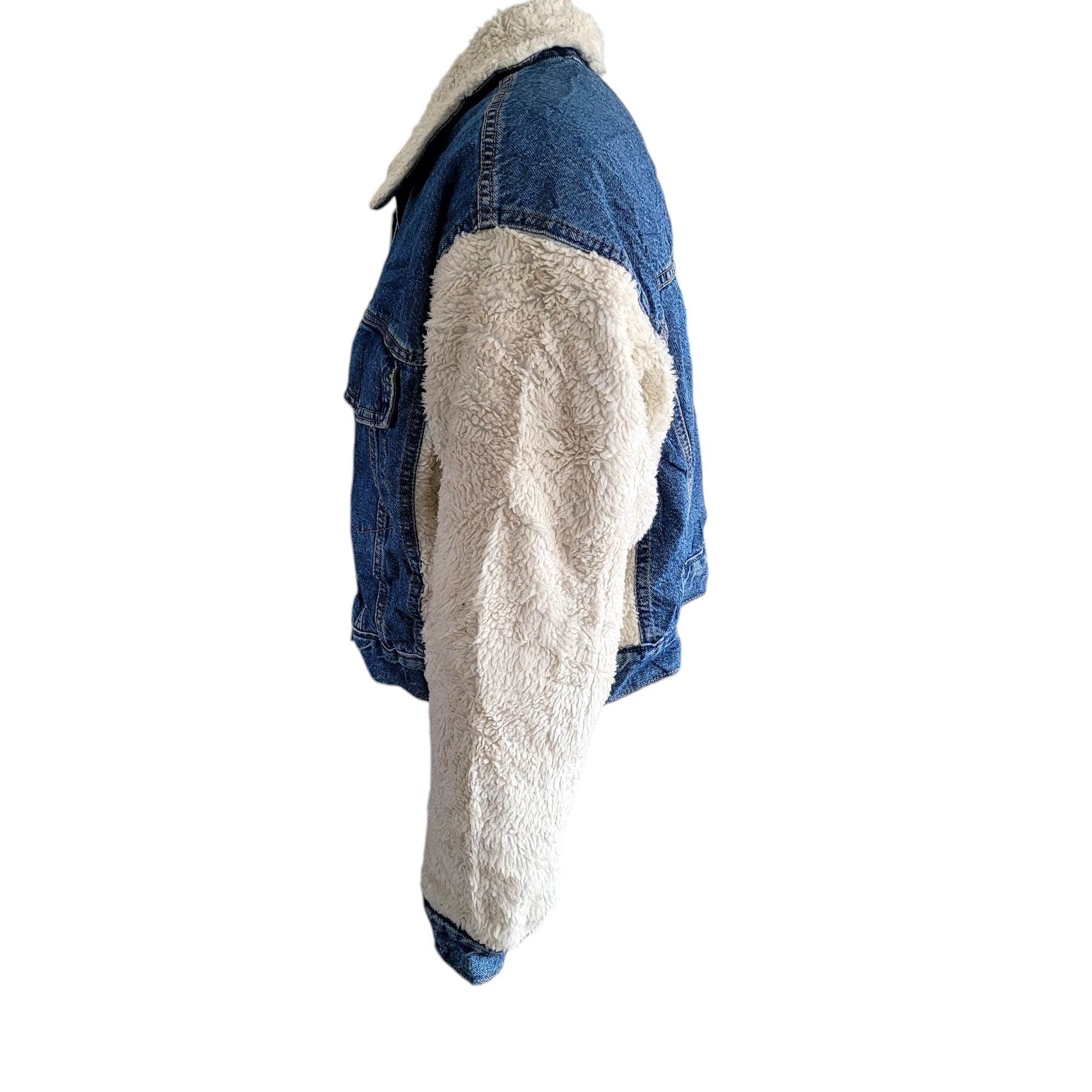 Levi’s Women’s Cropped Sherpa Trucker Jacket – Blue Denim XL - USASTARFASHION