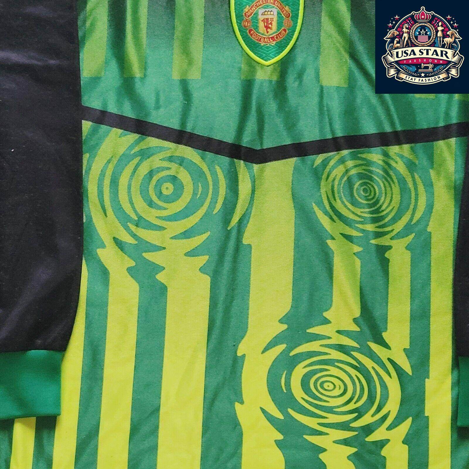 Vintage Manchester United Goalkeeper Shirt 1994 - 1996 – Rare Umbro Collectible, Authentic Design - USASTARFASHION